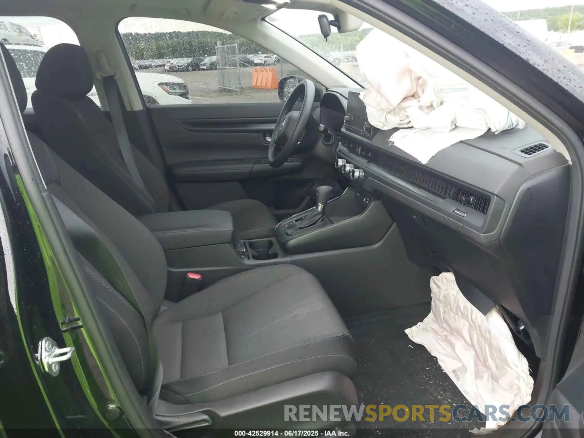 5 Photograph of a damaged car 2HKRS4H47RH442550 HONDA CR-V 2024