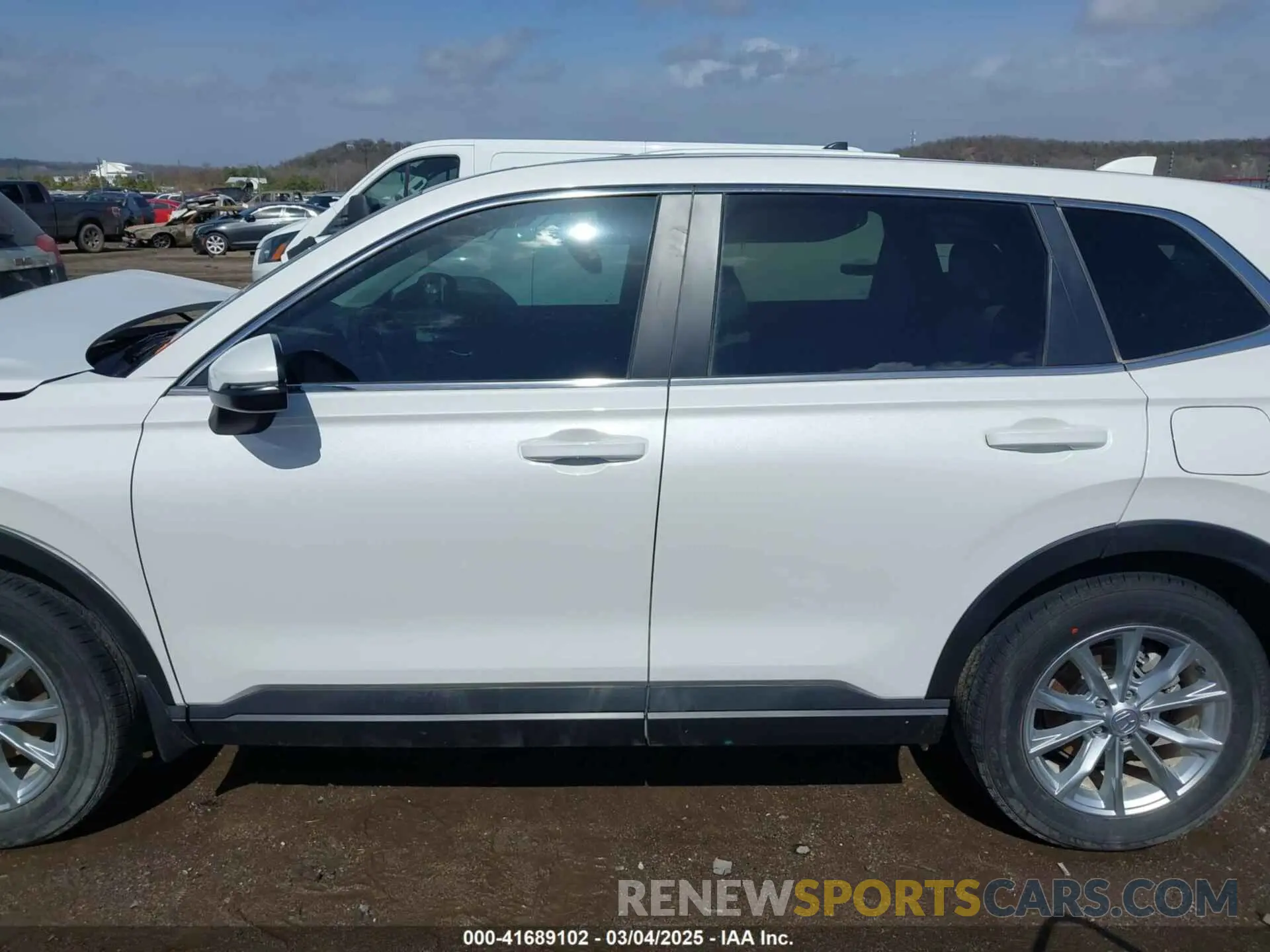 15 Фотография поврежденного автомобиля 2HKRS4H4XRH468334 HONDA CR-V 2024