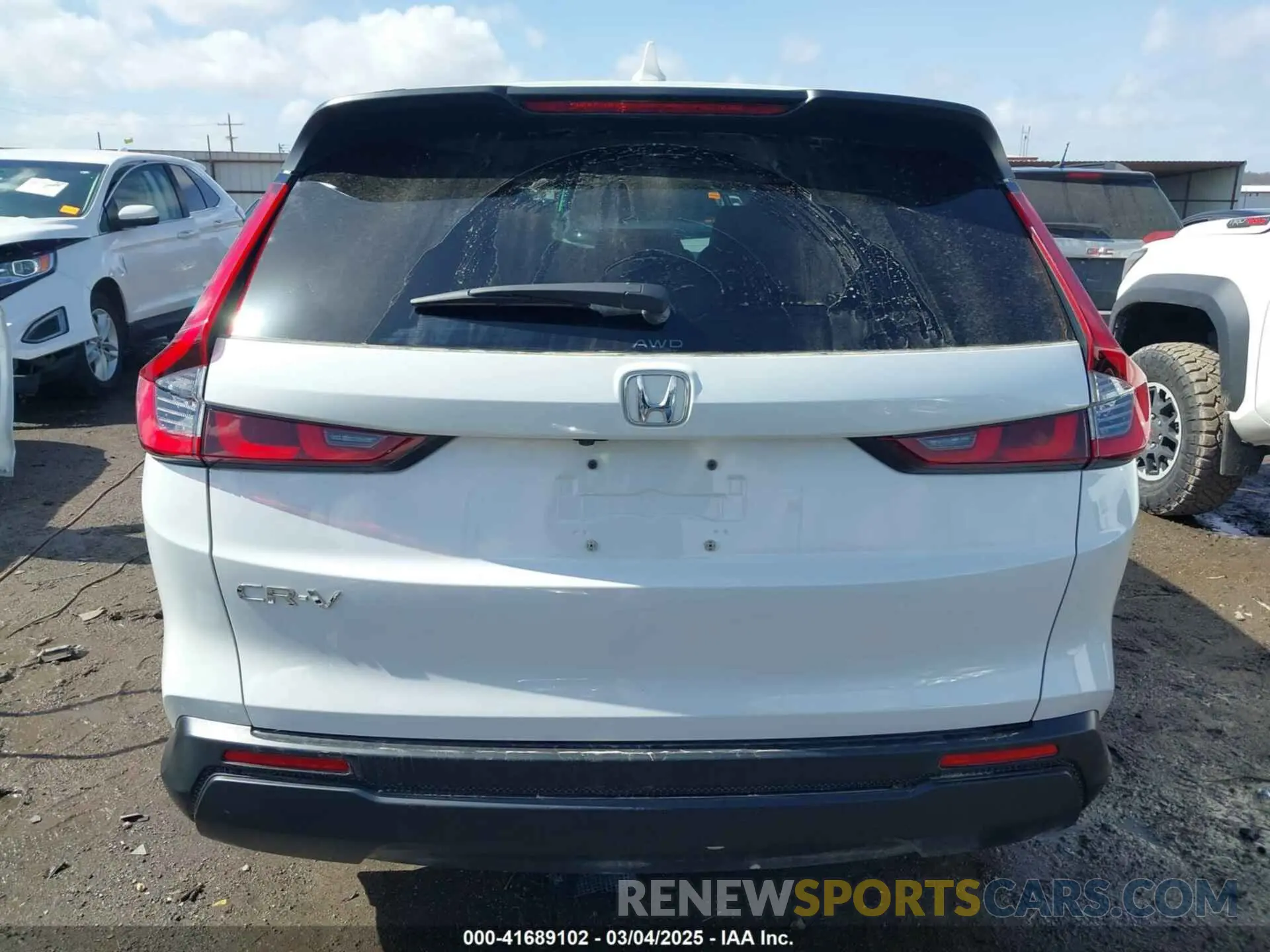 17 Фотография поврежденного автомобиля 2HKRS4H4XRH468334 HONDA CR-V 2024