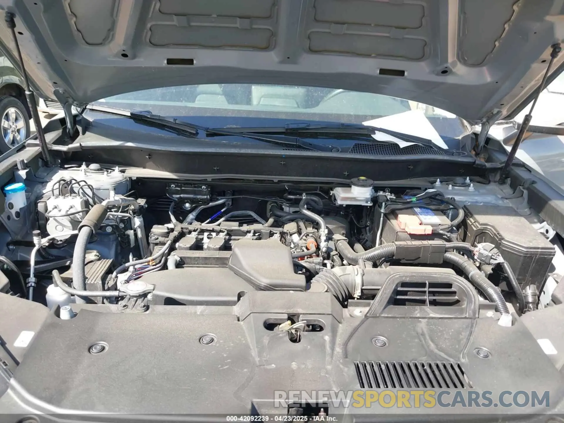 10 Photograph of a damaged car 2HKRS4H70RH434865 HONDA CR-V 2024