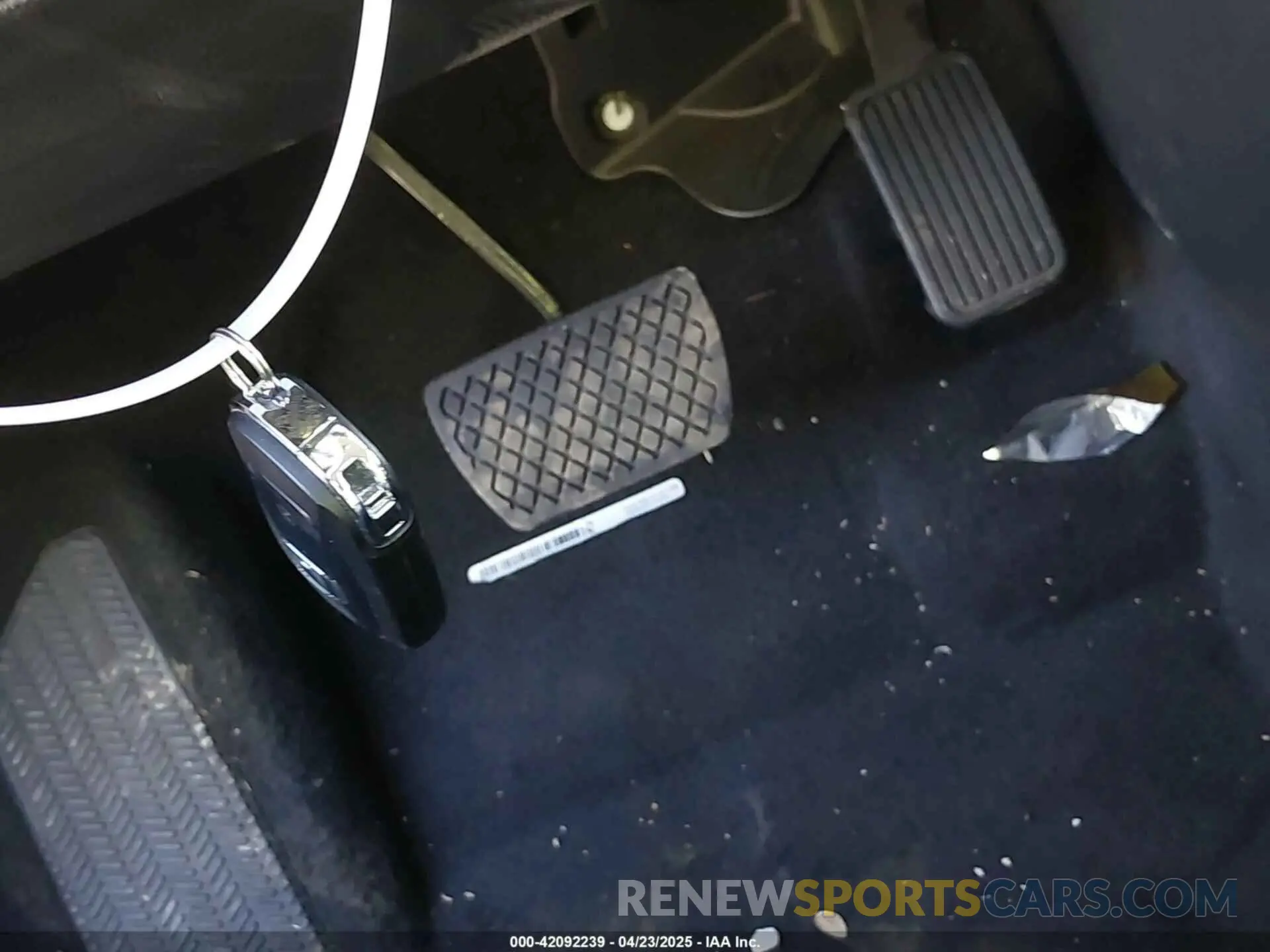 11 Photograph of a damaged car 2HKRS4H70RH434865 HONDA CR-V 2024