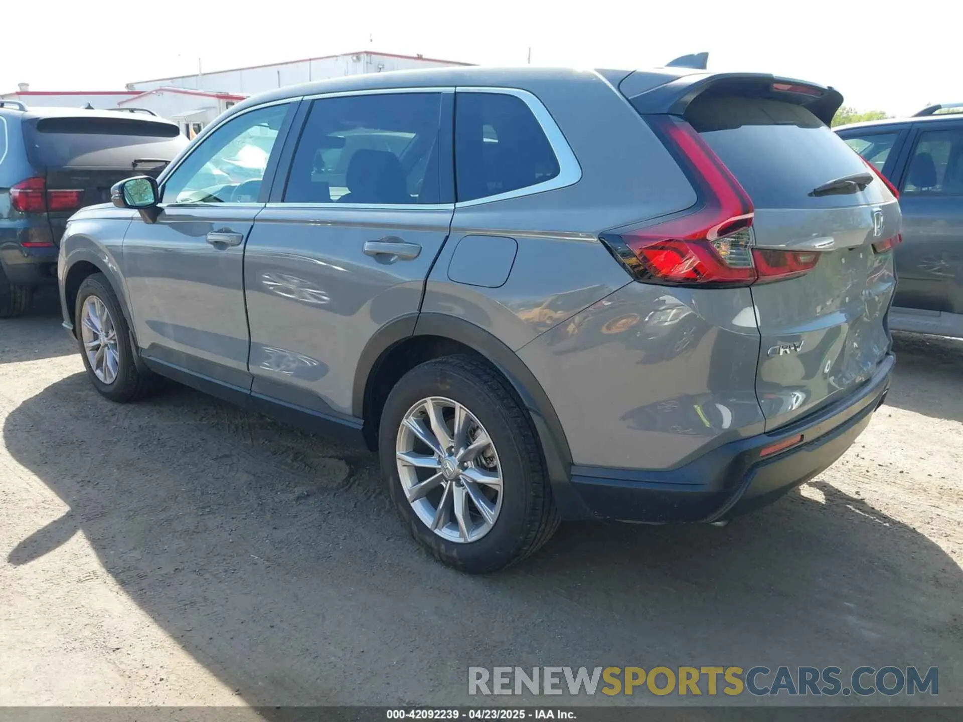 3 Photograph of a damaged car 2HKRS4H70RH434865 HONDA CR-V 2024