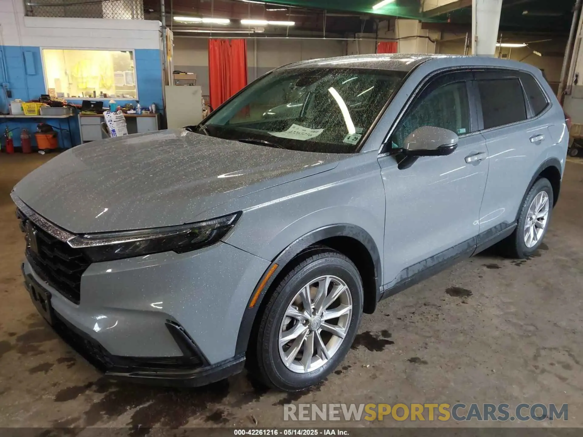 2 Photograph of a damaged car 2HKRS4H71RH484237 HONDA CR-V 2024