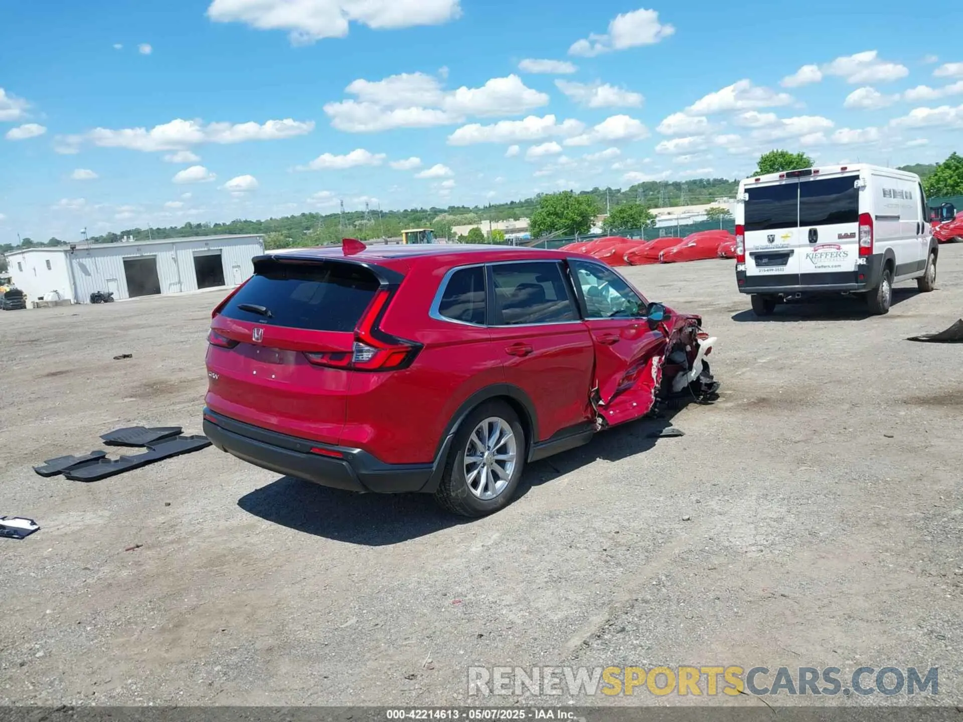 4 Photograph of a damaged car 2HKRS4H74RH424582 HONDA CR-V 2024