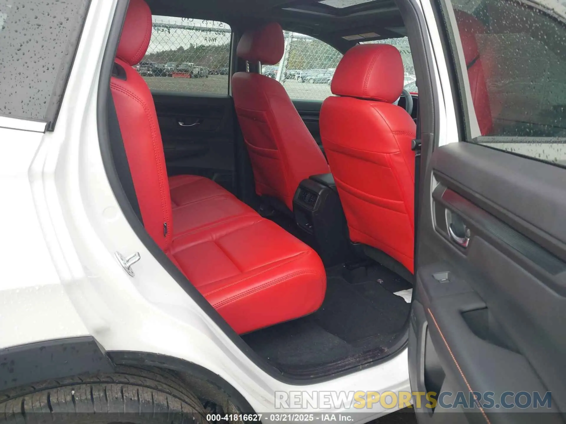 8 Фотография поврежденного автомобиля 2HKRS6H56RH803903 HONDA CR-V 2024