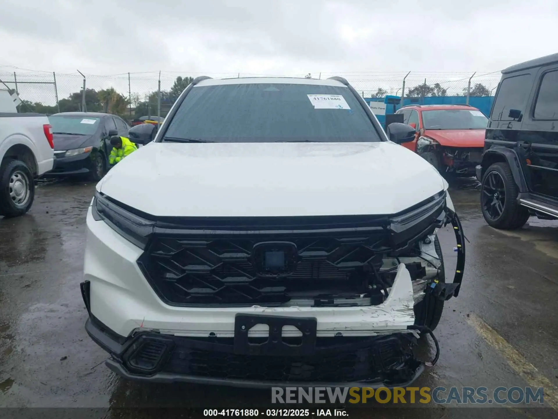 12 Фотография поврежденного автомобиля 2HKRS6H81RH808288 HONDA CR-V 2024