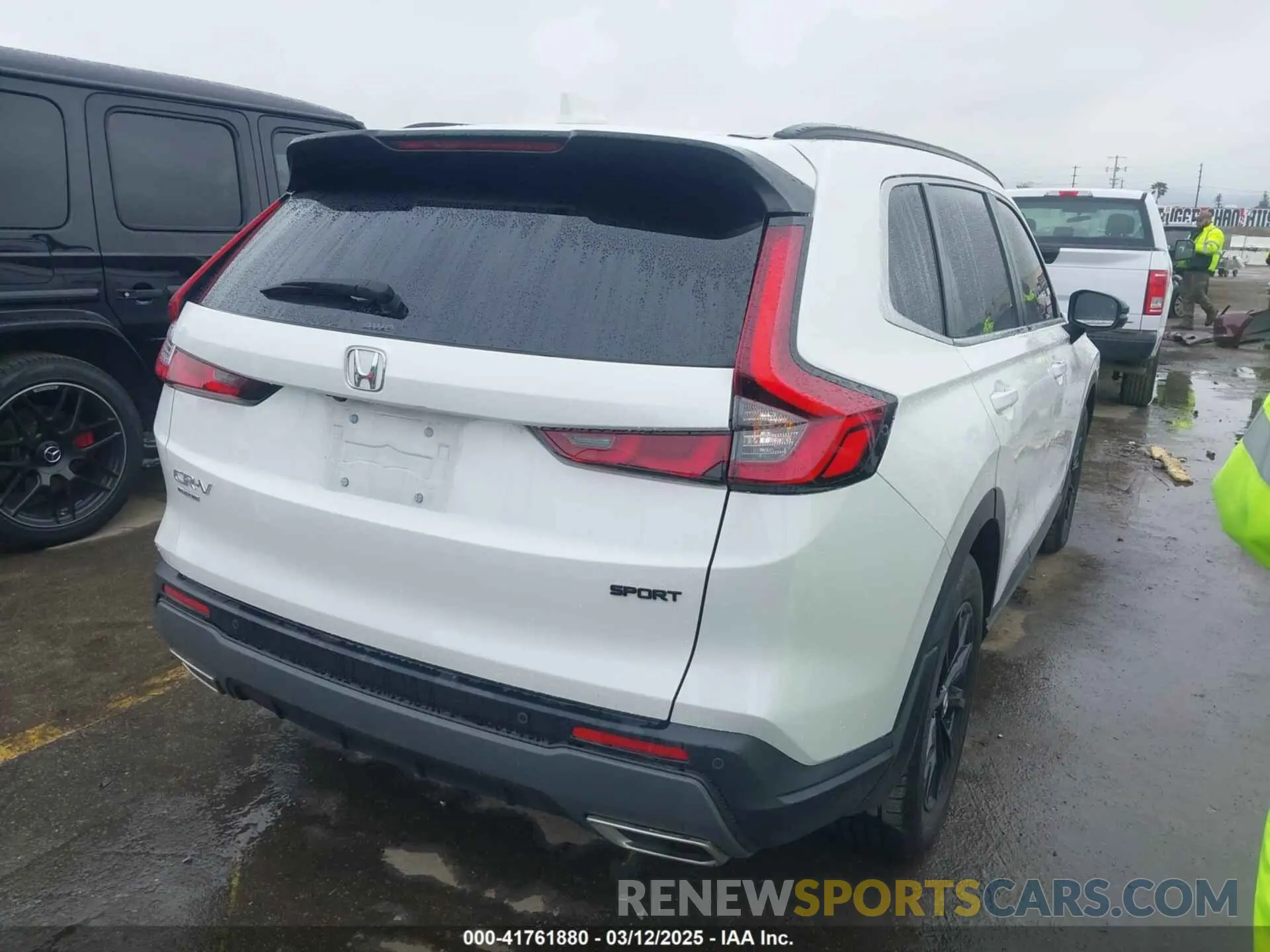 4 Фотография поврежденного автомобиля 2HKRS6H81RH808288 HONDA CR-V 2024