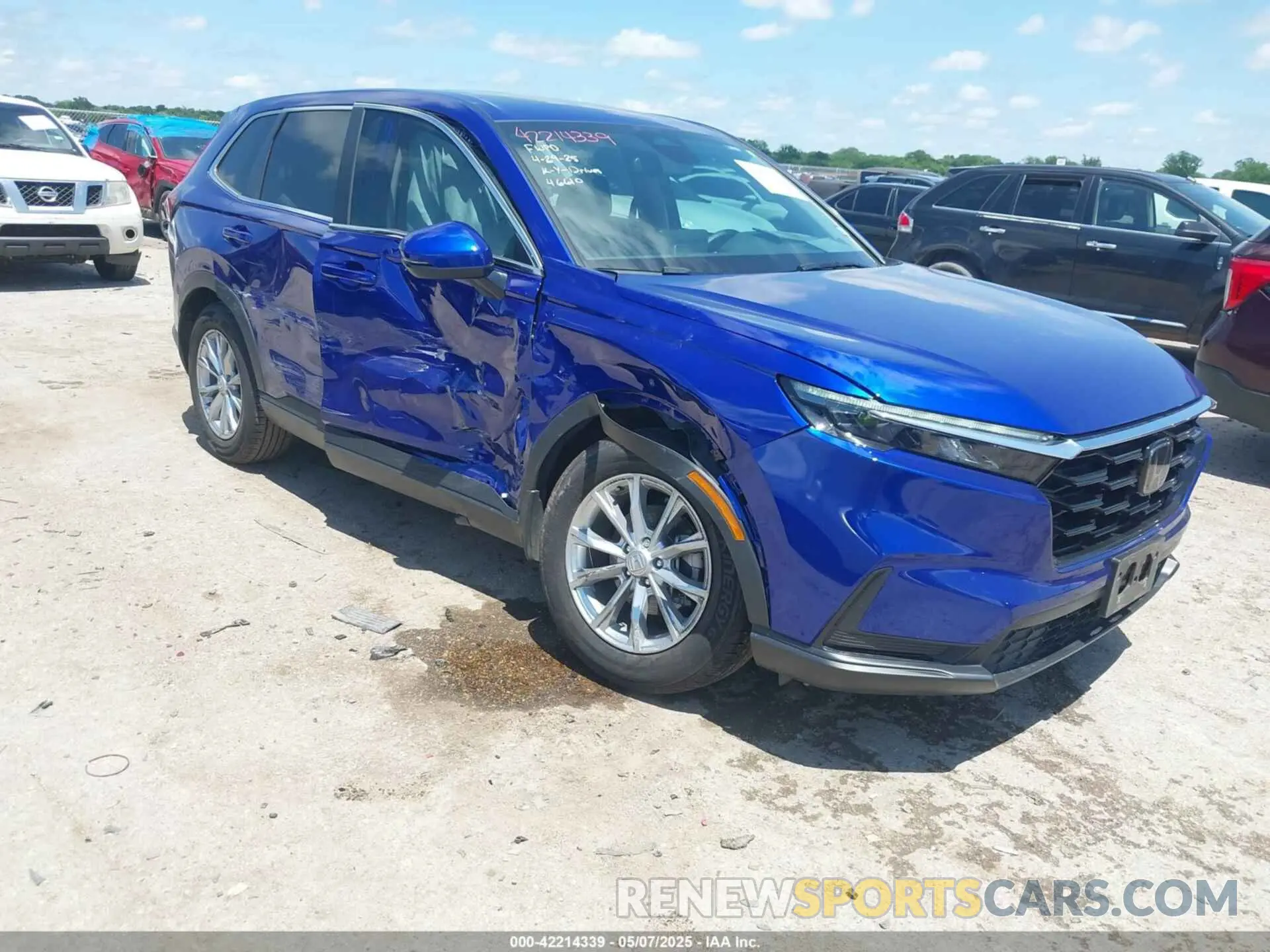 1 Photograph of a damaged car 5J6RS3H47RL007642 HONDA CR-V 2024