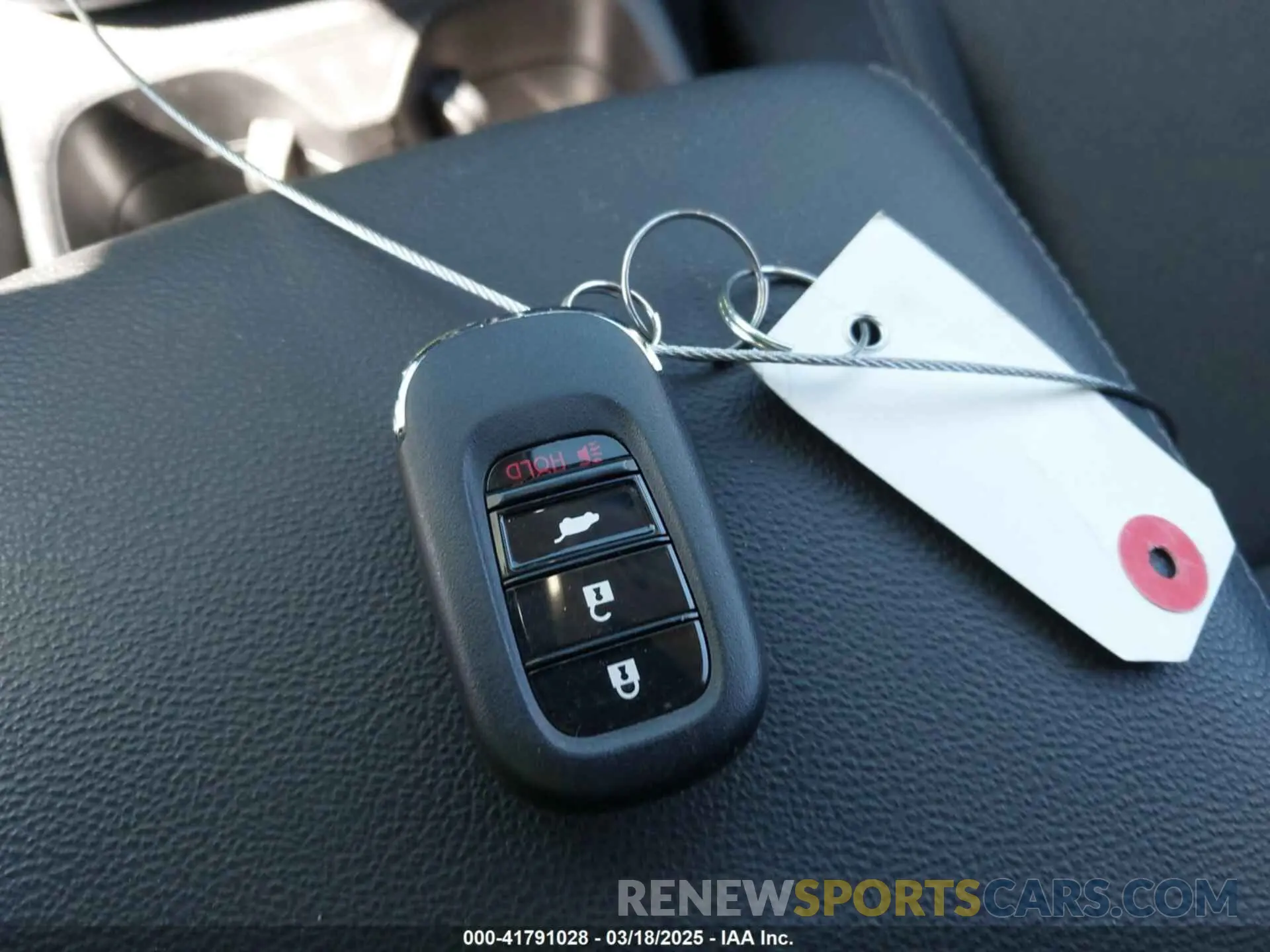 11 Photograph of a damaged car 5J6RS4H25RL002833 HONDA CR-V 2024
