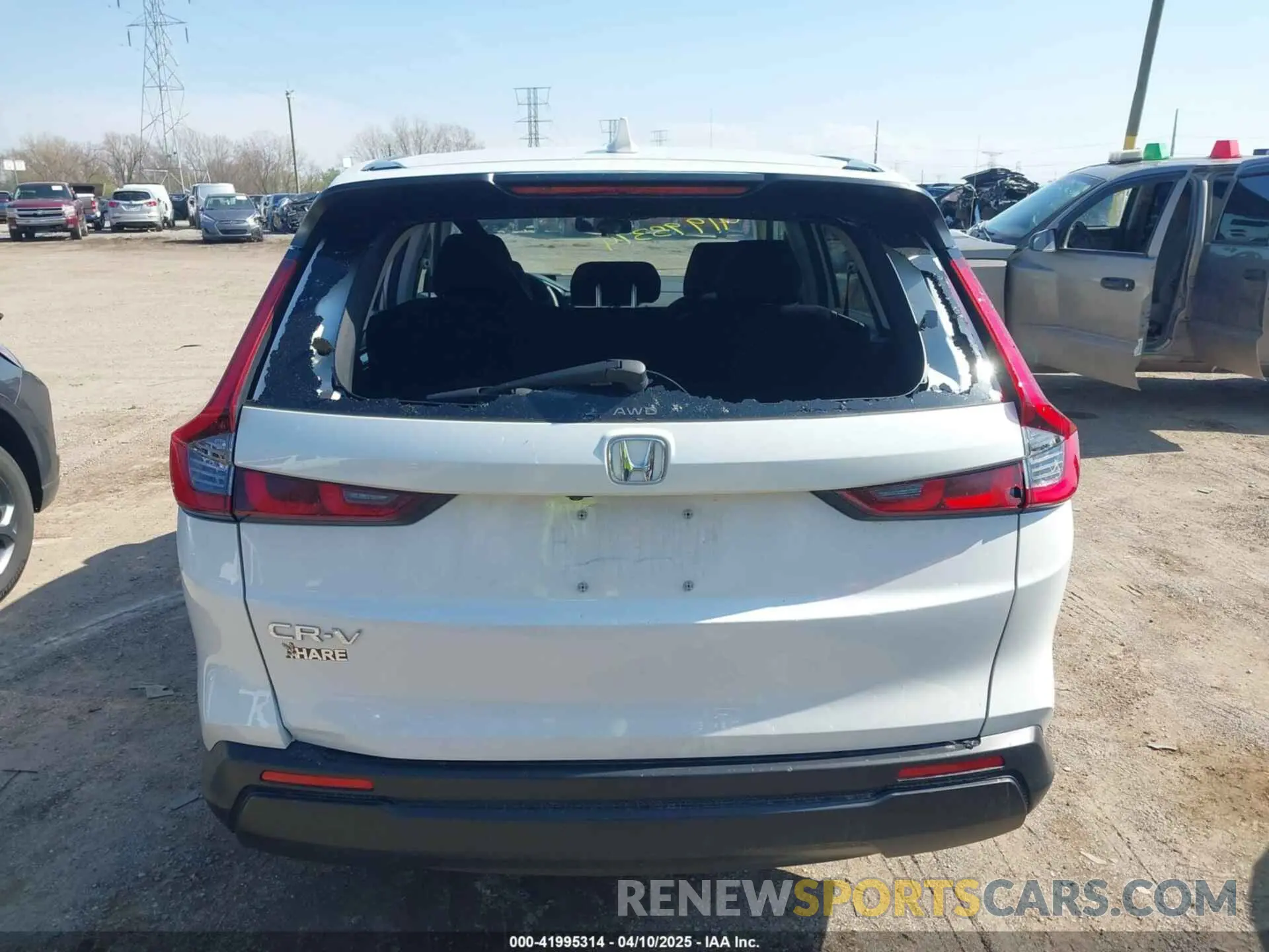 16 Photograph of a damaged car 5J6RS4H4XRL015921 HONDA CR-V 2024
