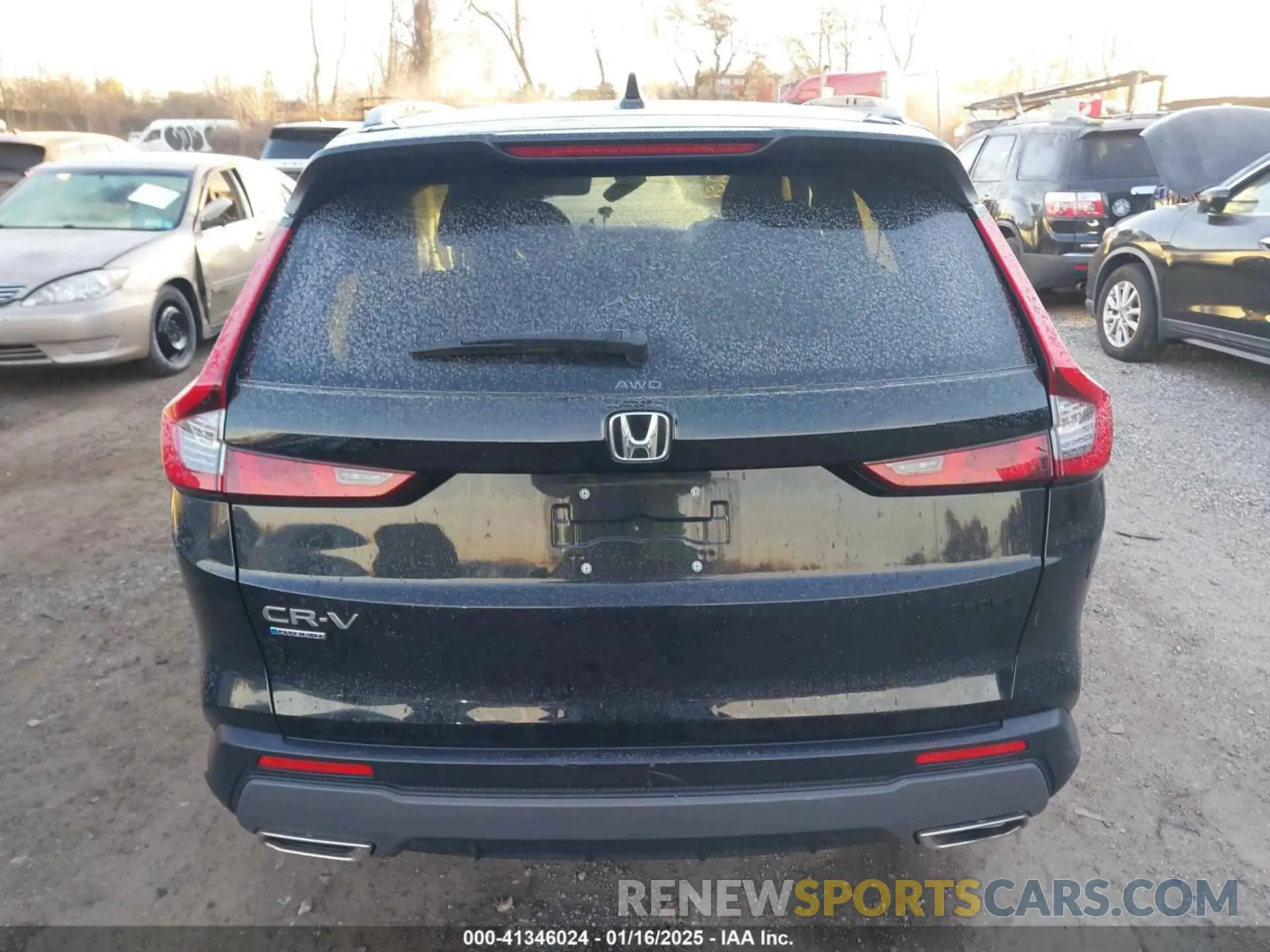 15 Photograph of a damaged car 5J6RS6H5XRL005930 HONDA CR-V 2024