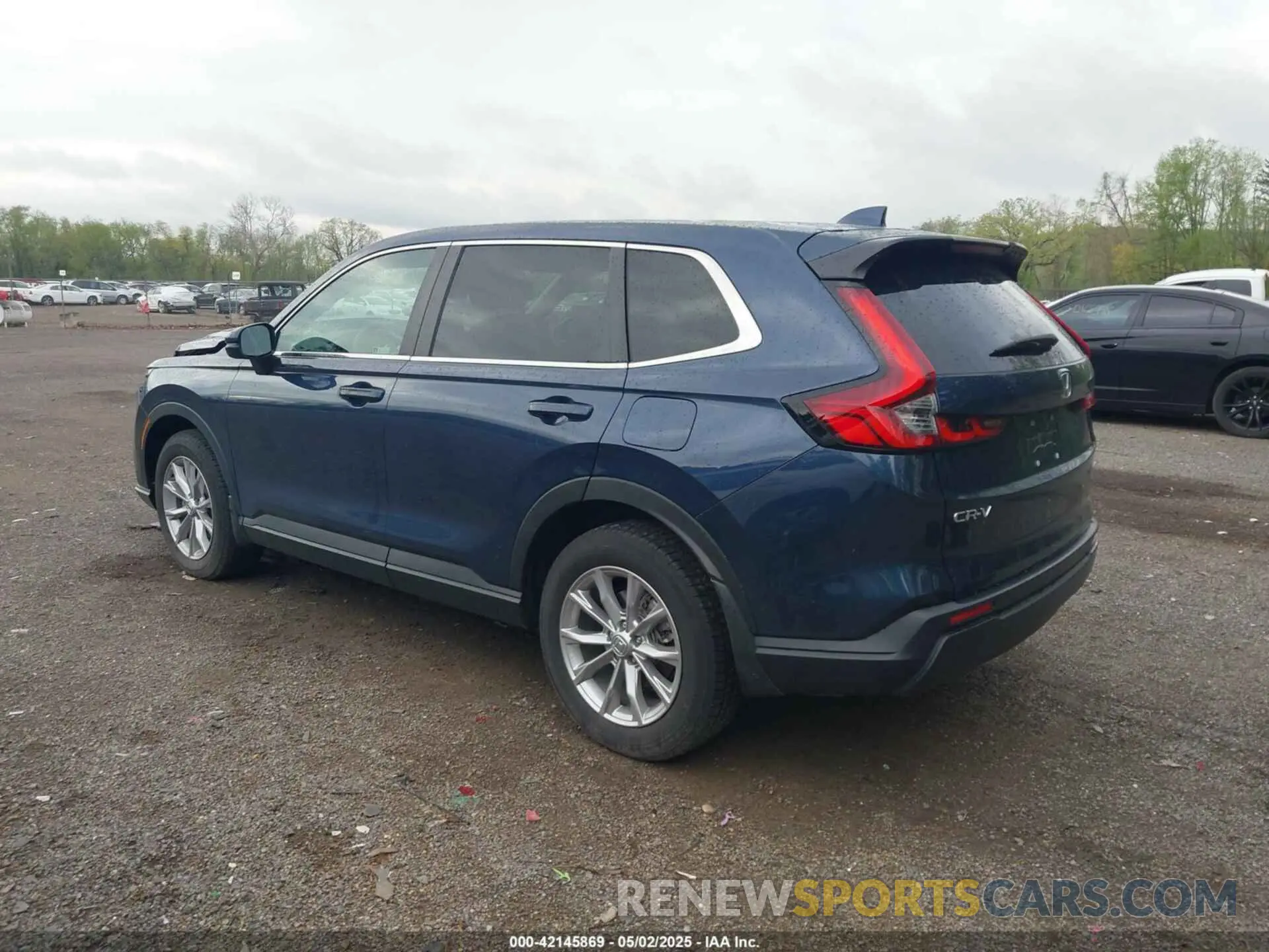 3 Photograph of a damaged car 7FARS4H44RE003583 HONDA CR-V 2024