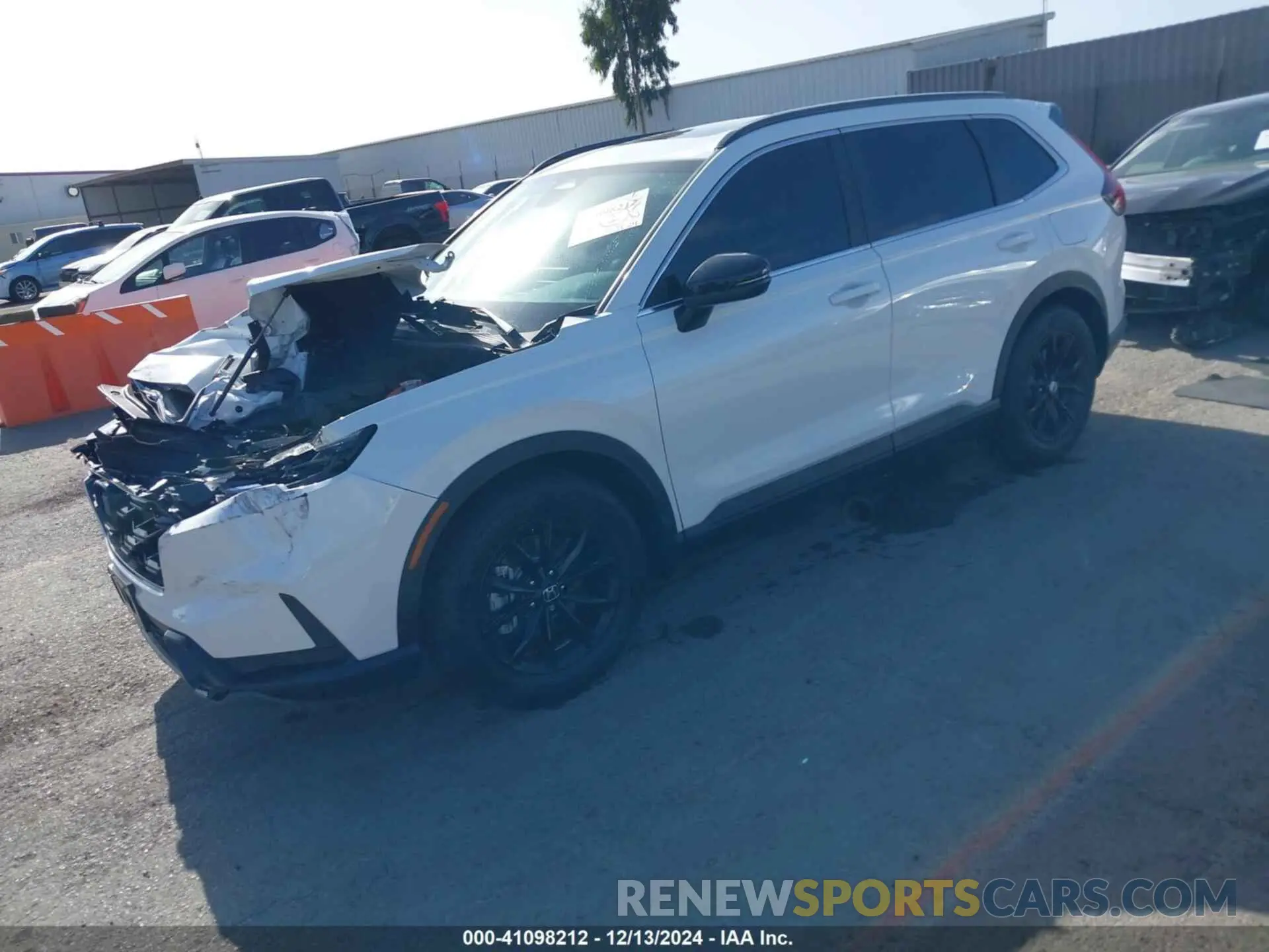 2 Photograph of a damaged car 7FARS5H50RE036773 HONDA CR-V 2024