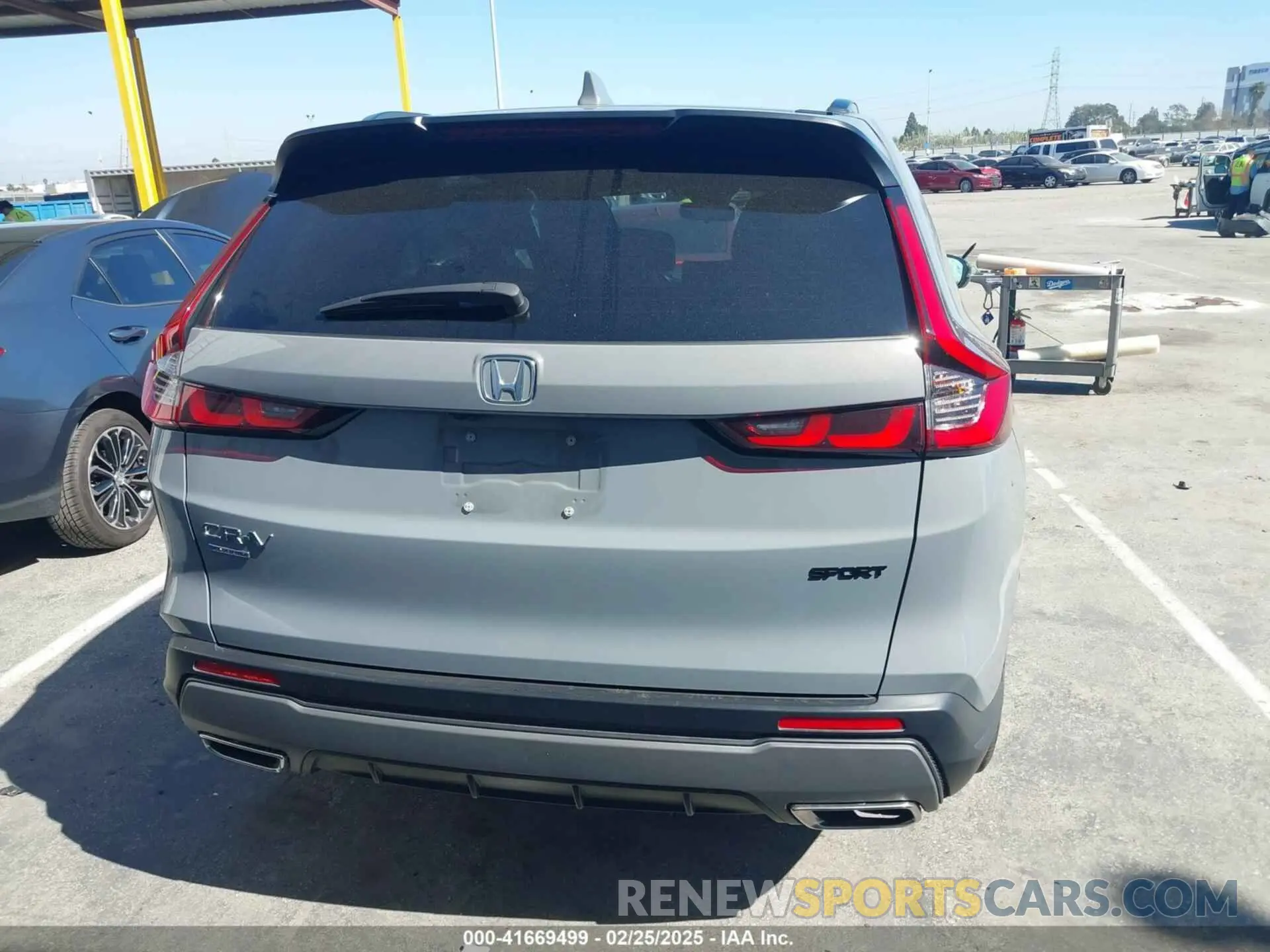 16 Photograph of a damaged car 7FARS5H55RE032721 HONDA CR-V 2024
