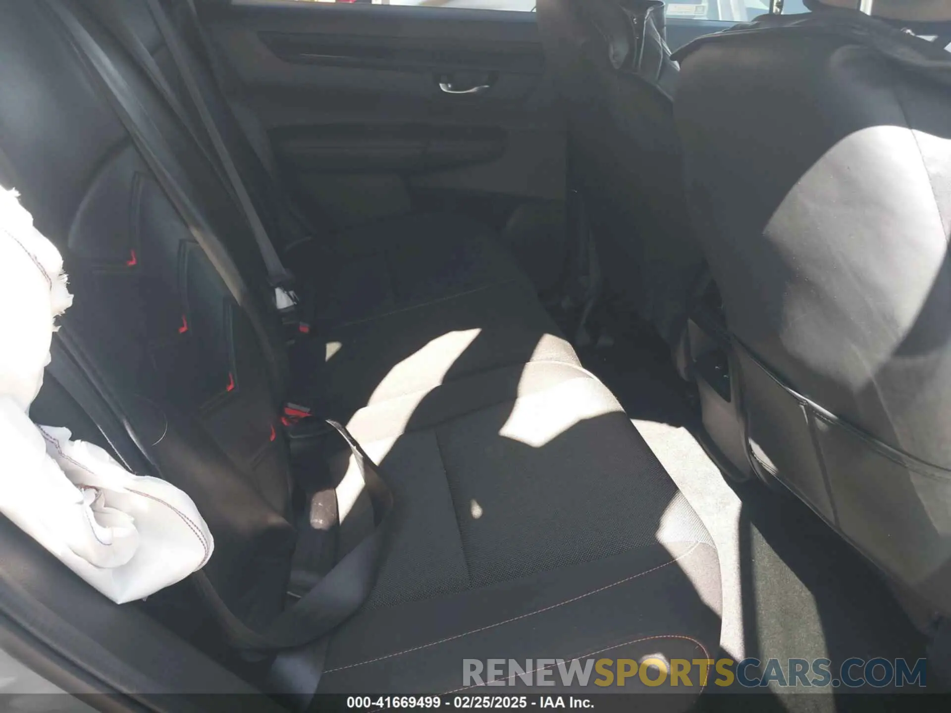 8 Photograph of a damaged car 7FARS5H55RE032721 HONDA CR-V 2024