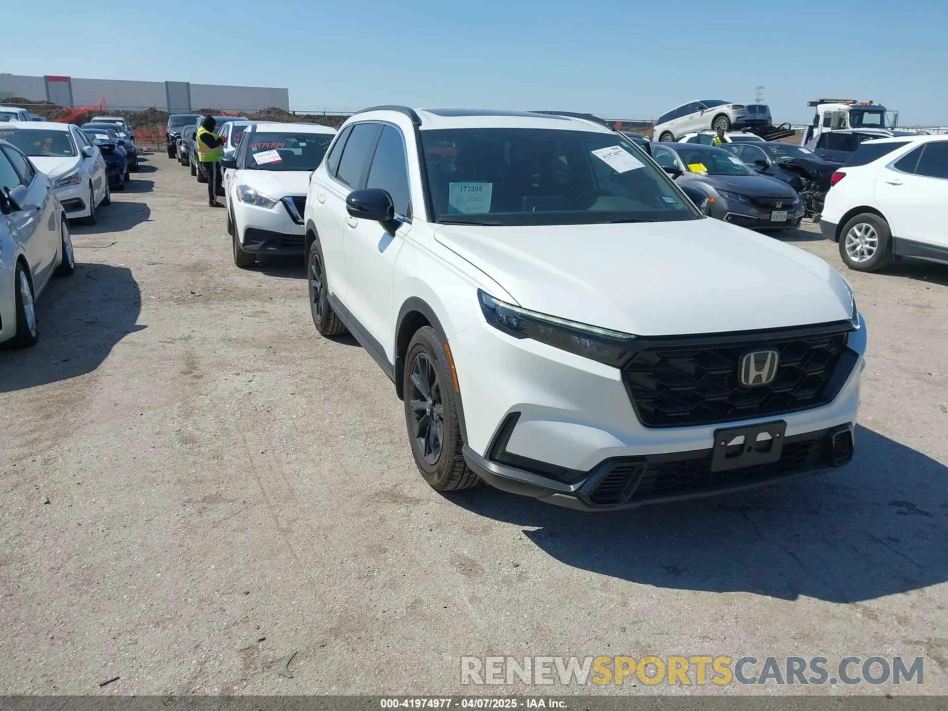 1 Фотография поврежденного автомобиля 7FARS5H5XRE025585 HONDA CR-V 2024