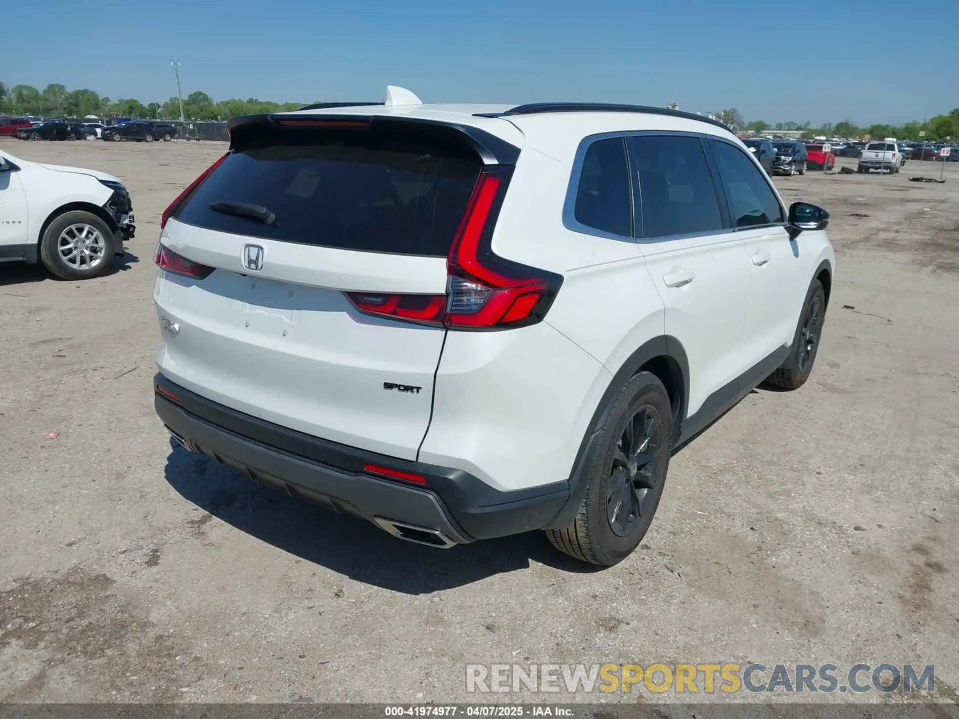 4 Фотография поврежденного автомобиля 7FARS5H5XRE025585 HONDA CR-V 2024