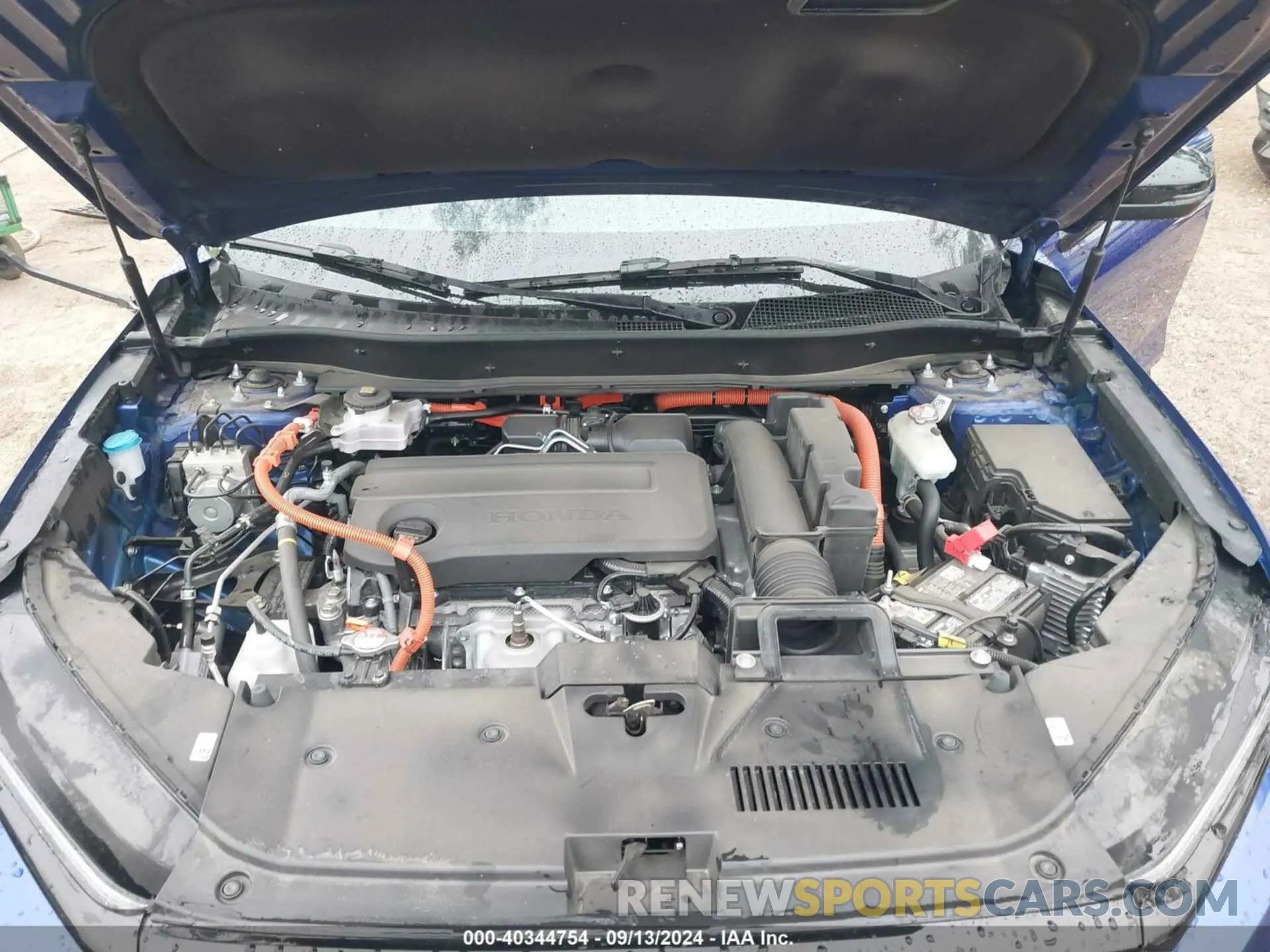 10 Photograph of a damaged car 7FARS6H53RE033596 HONDA CR-V 2024
