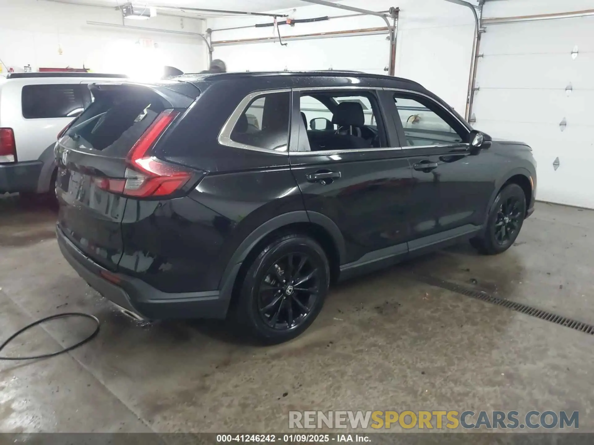 4 Фотография поврежденного автомобиля 7FARS6H54RE059589 HONDA CR-V 2024