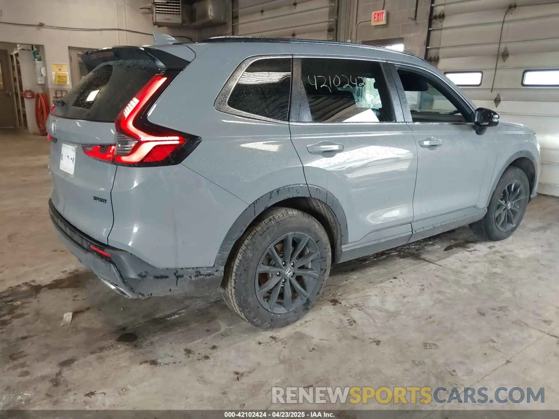 4 Фотография поврежденного автомобиля 7FARS6H56RE059223 HONDA CR-V 2024