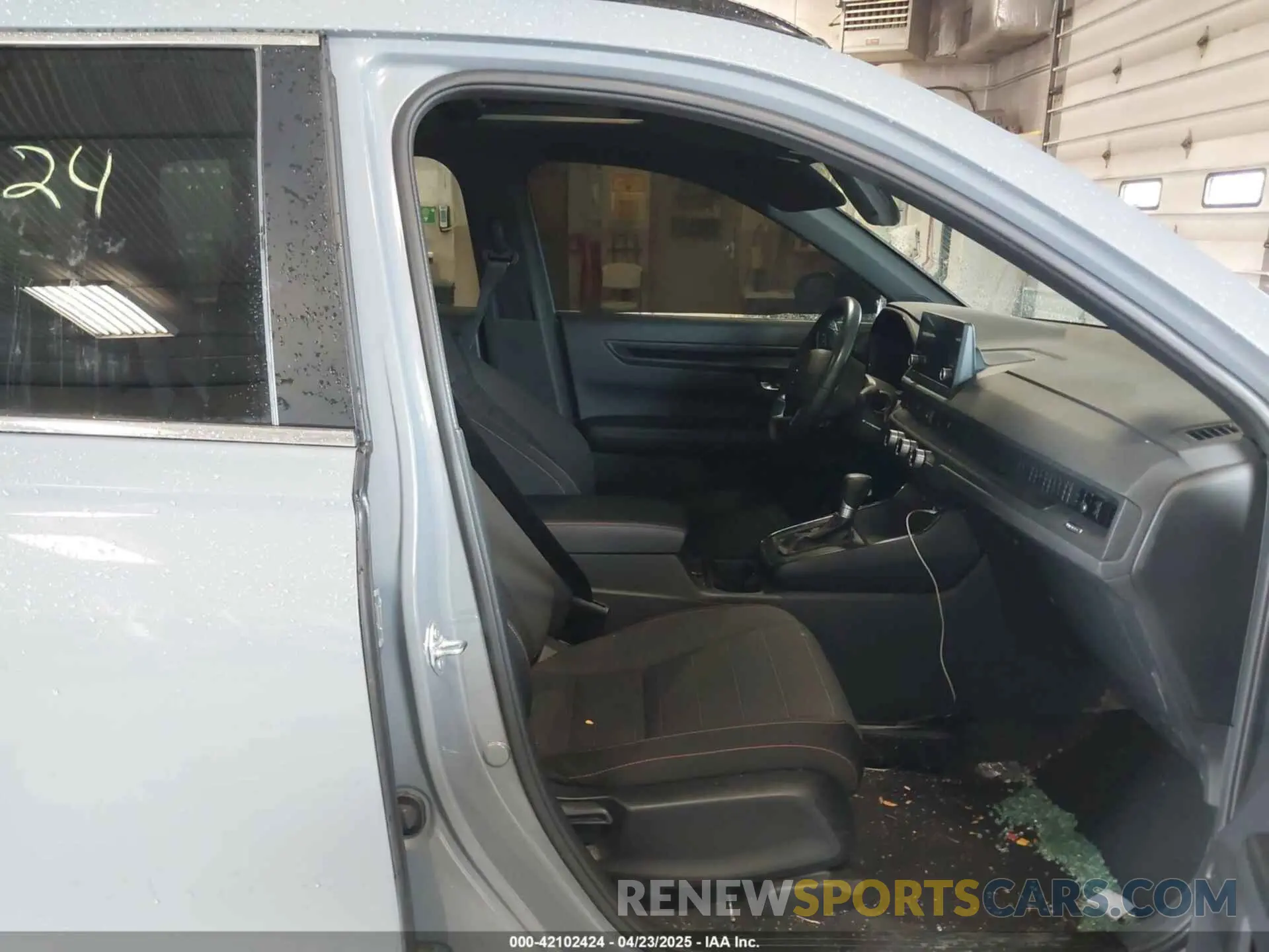 5 Фотография поврежденного автомобиля 7FARS6H56RE059223 HONDA CR-V 2024