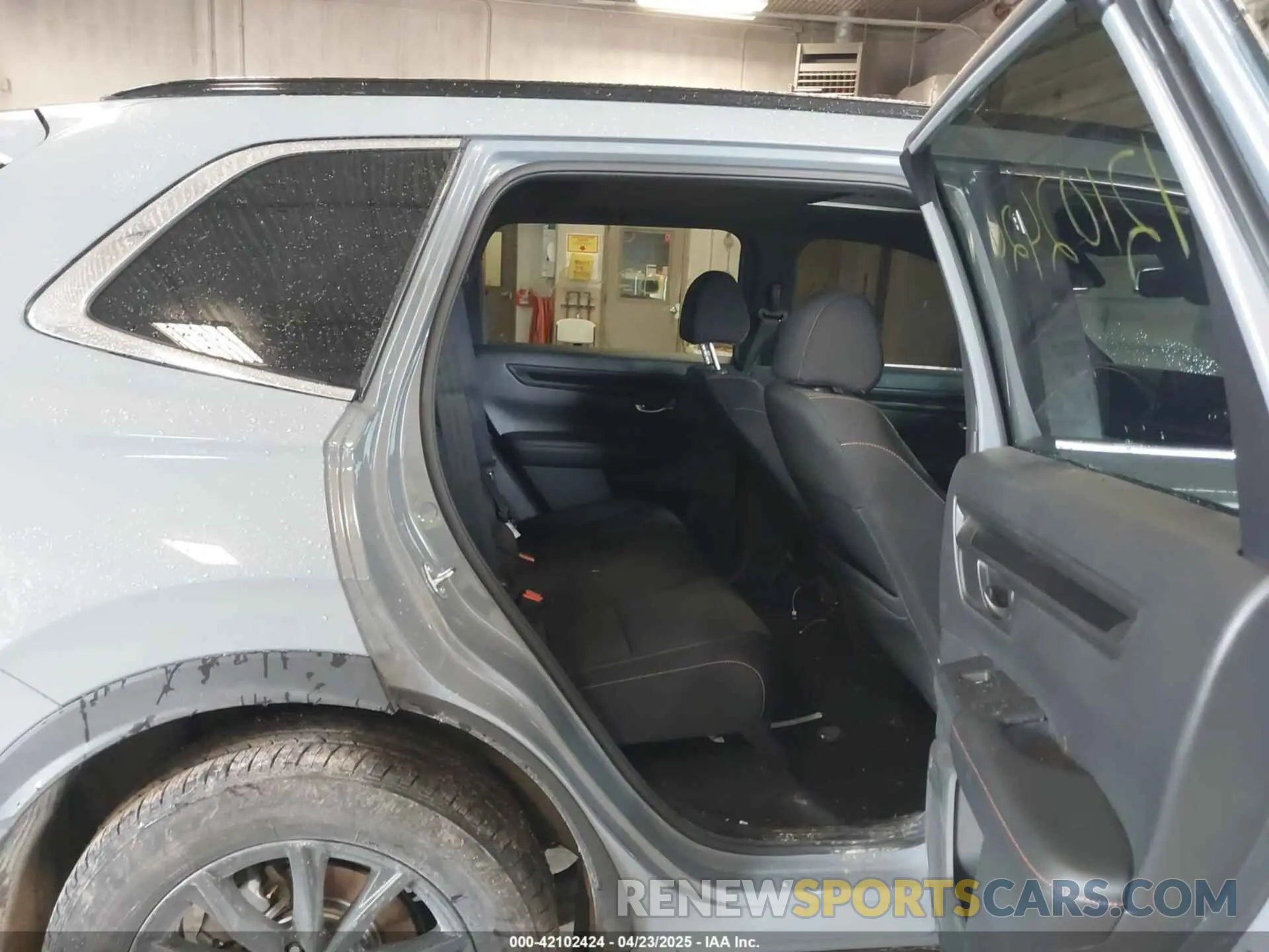 8 Фотография поврежденного автомобиля 7FARS6H56RE059223 HONDA CR-V 2024