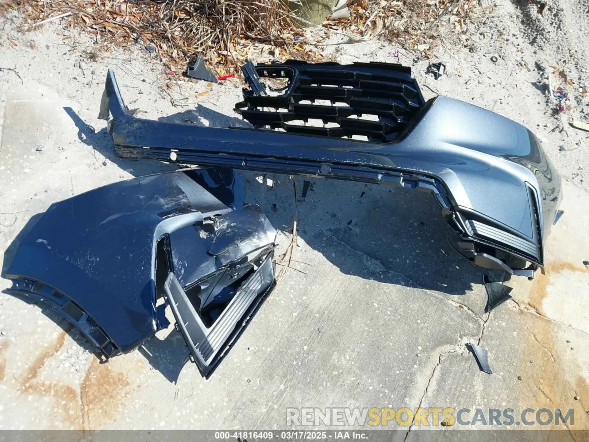 12 Photograph of a damaged car 2HKRS3H45SH328983 HONDA CR-V 2025
