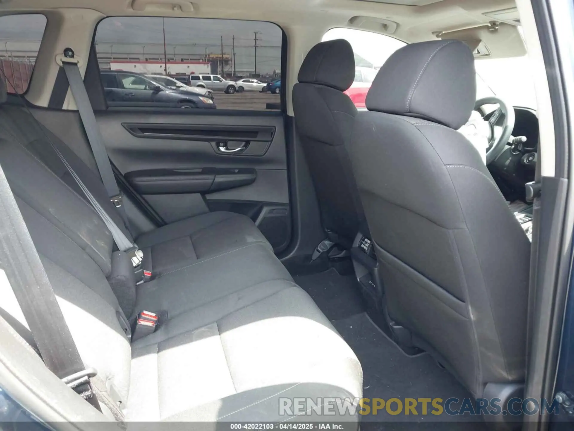 8 Фотография поврежденного автомобиля 2HKRS3H46SH333075 HONDA CR-V 2025