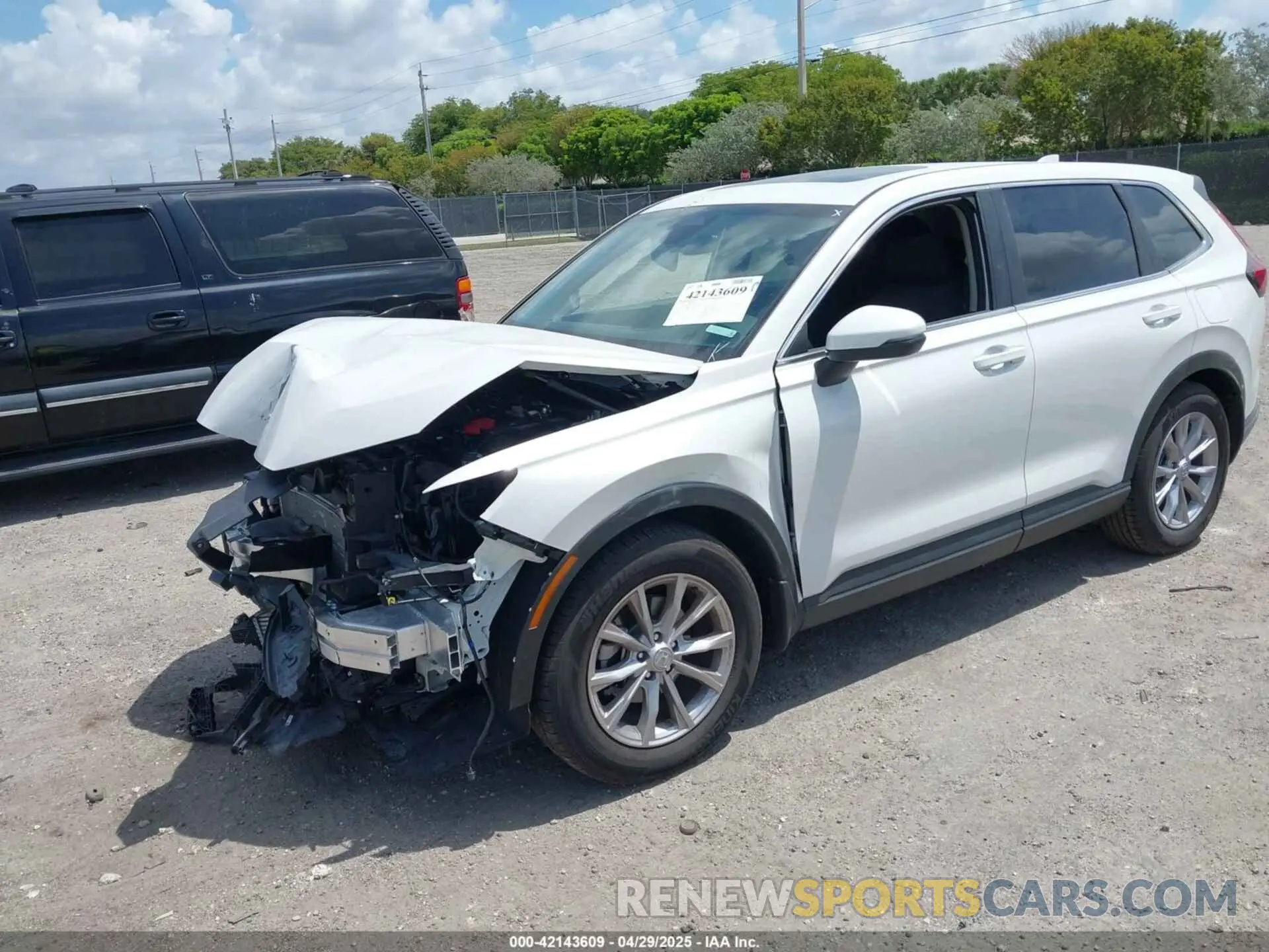 2 Photograph of a damaged car 2HKRS3H47SH319802 HONDA CR-V 2025