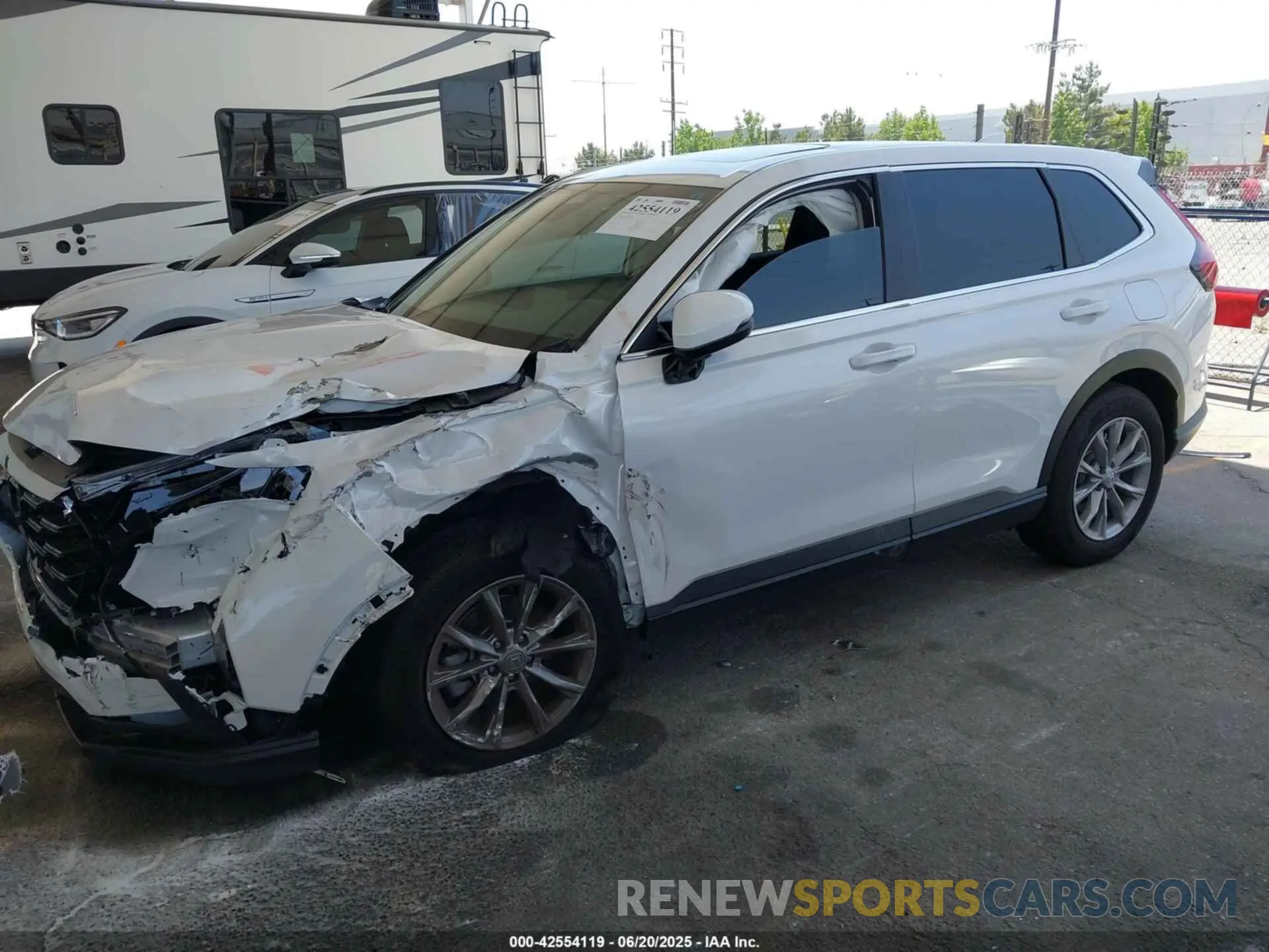 2 Photograph of a damaged car 2HKRS3H47SH327611 HONDA CR-V 2025