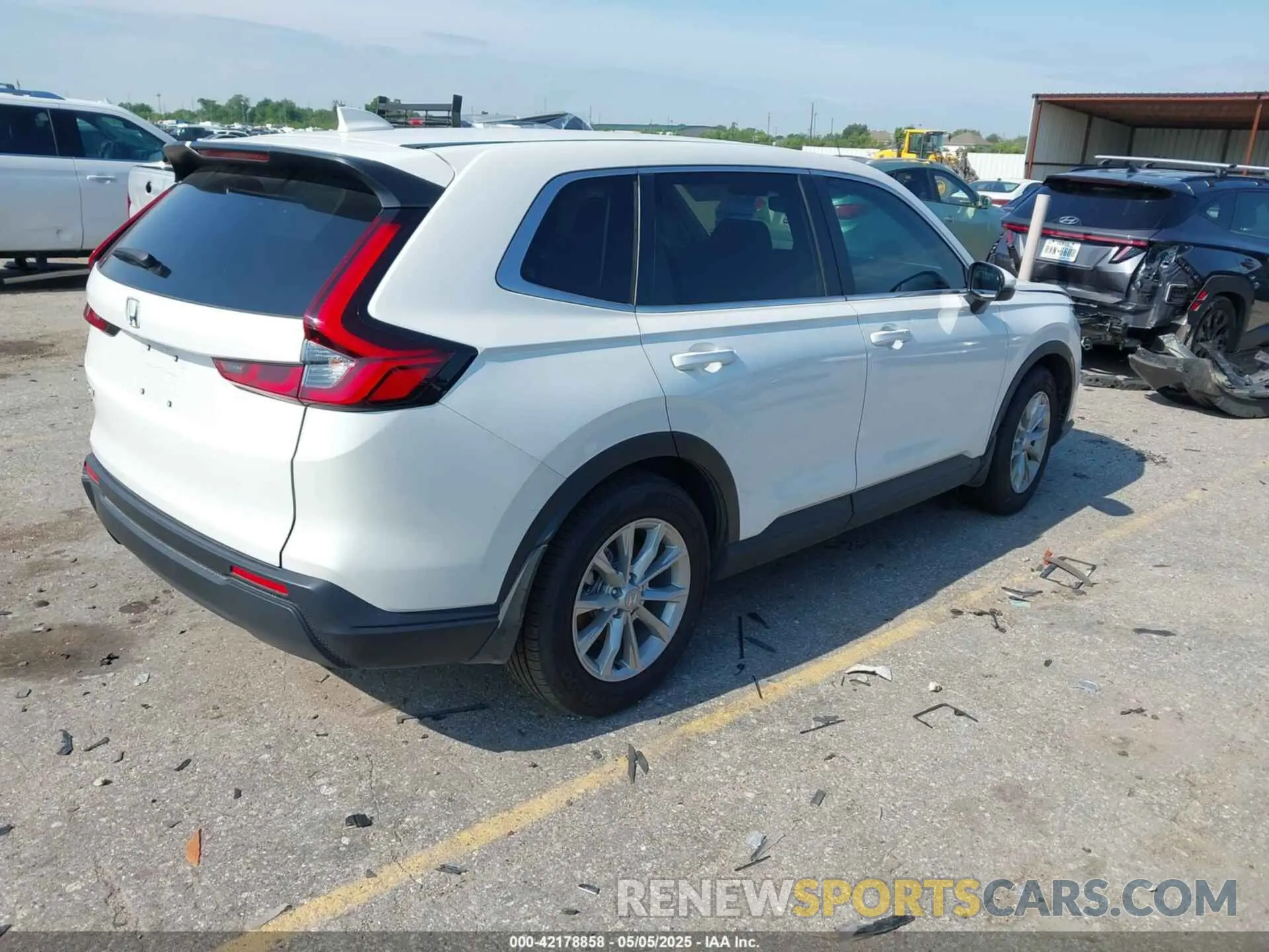 4 Фотография поврежденного автомобиля 2HKRS3H4XSH314433 HONDA CR-V 2025