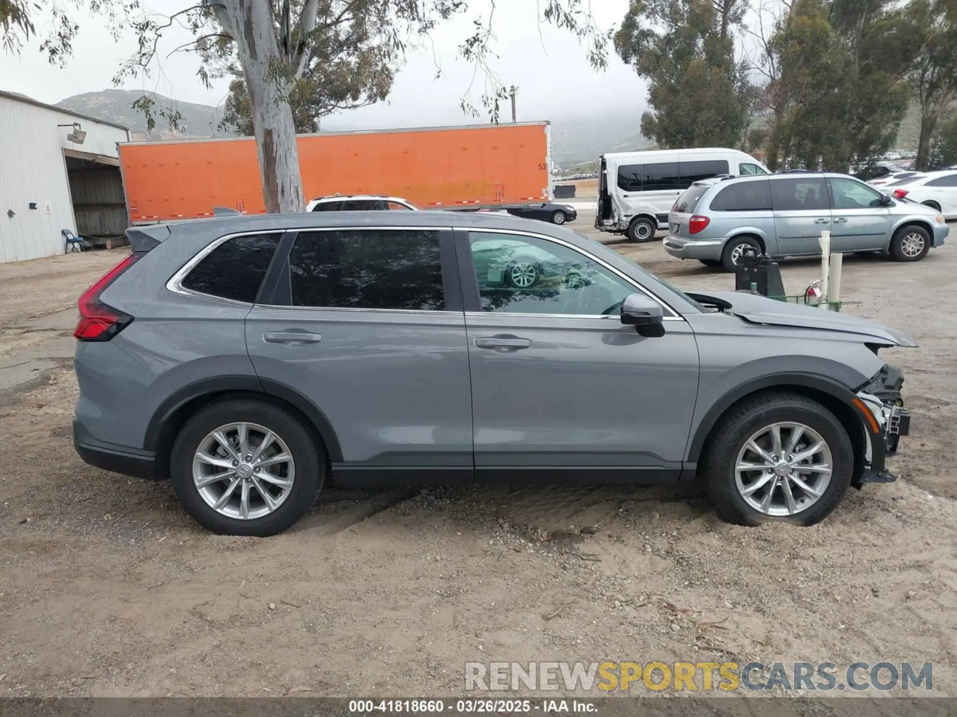 14 Photograph of a damaged car 2HKRS3H70SH314810 HONDA CR-V 2025