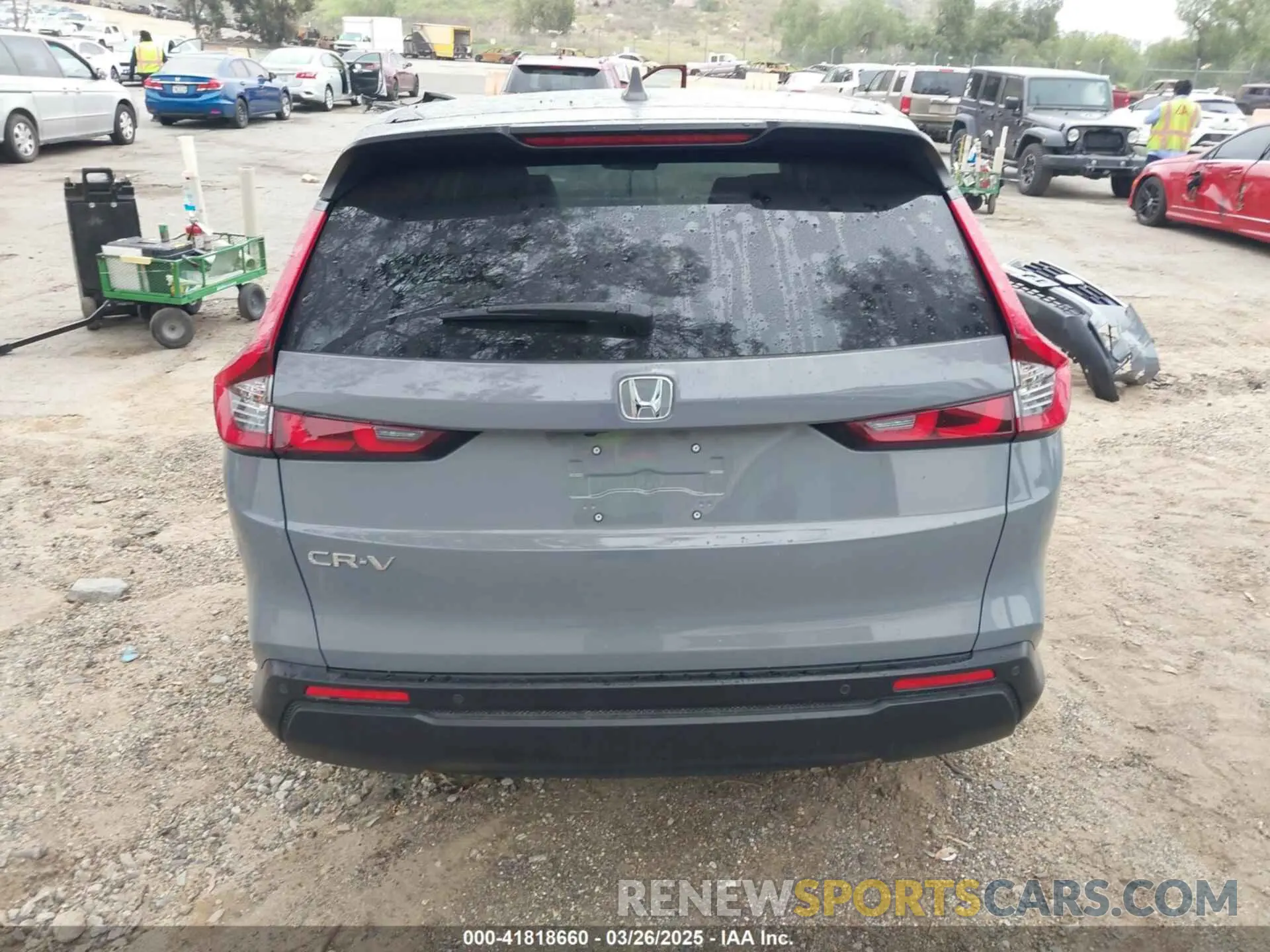 17 Photograph of a damaged car 2HKRS3H70SH314810 HONDA CR-V 2025