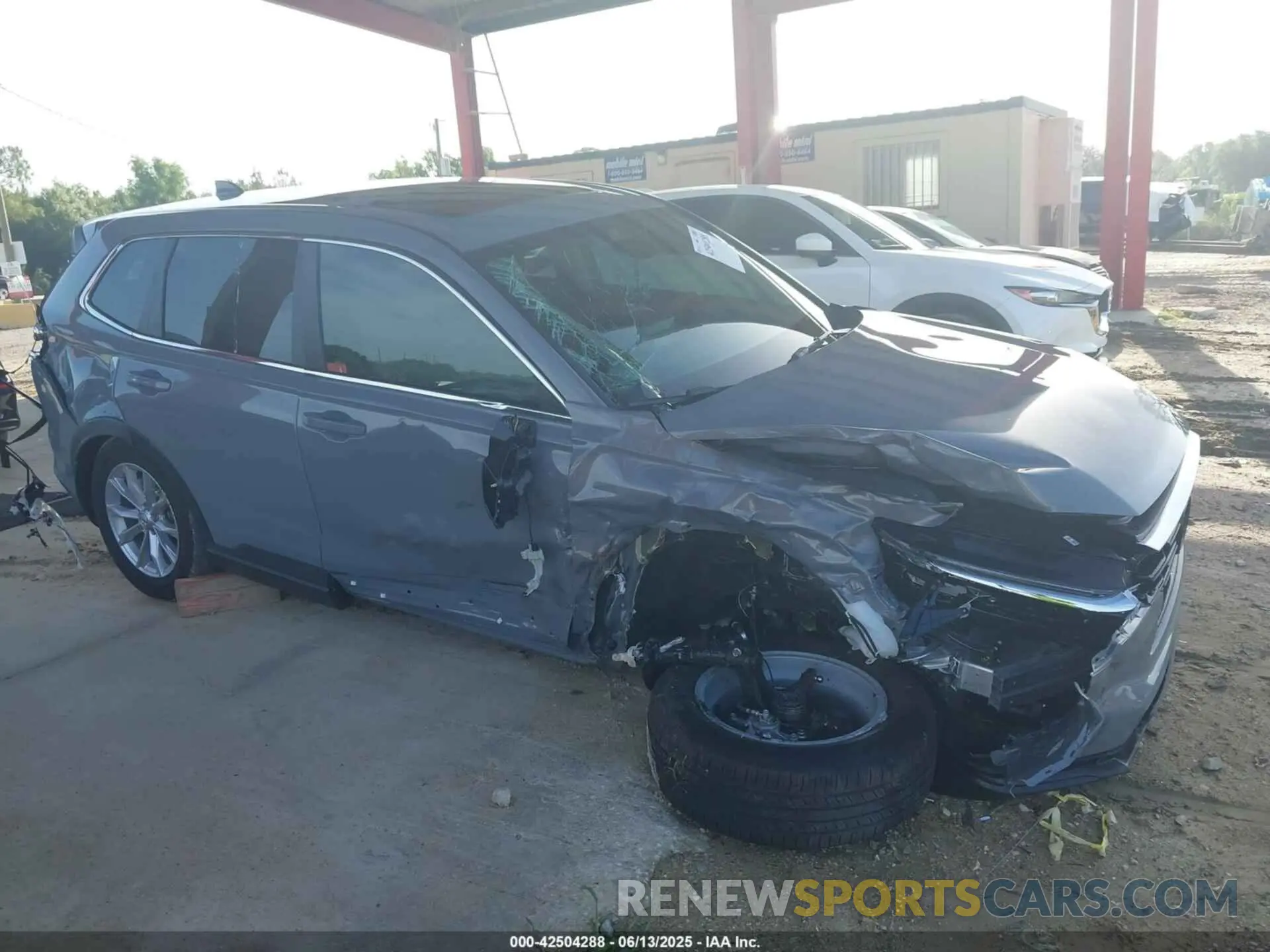 6 Photograph of a damaged car 2HKRS3H71SH331342 HONDA CR-V 2025