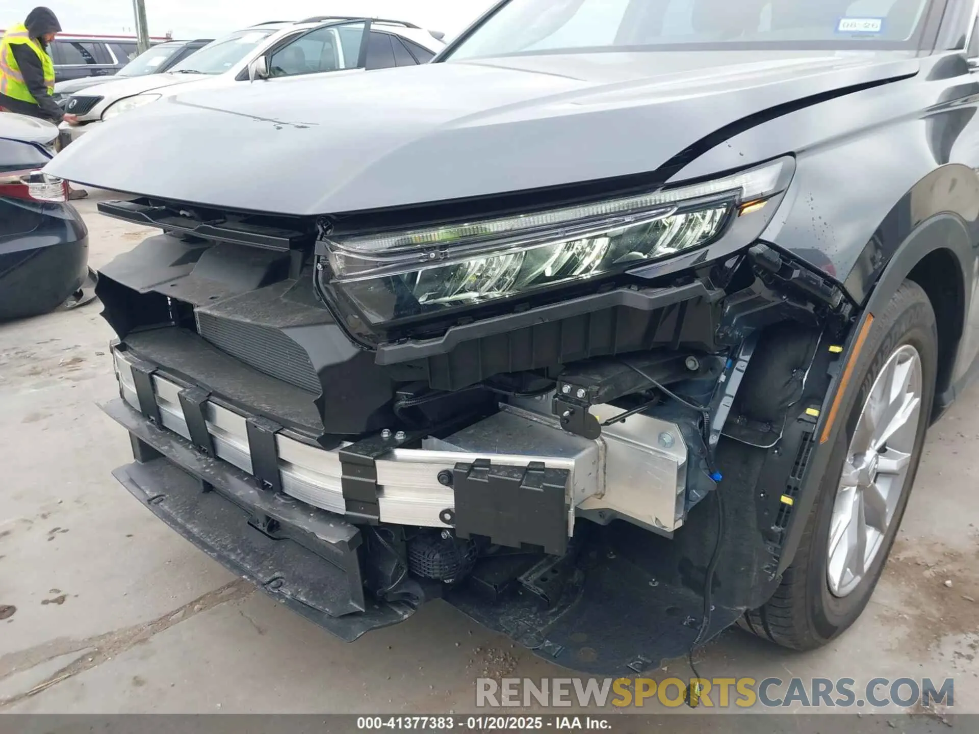 19 Photograph of a damaged car 2HKRS3H72SH306319 HONDA CR-V 2025