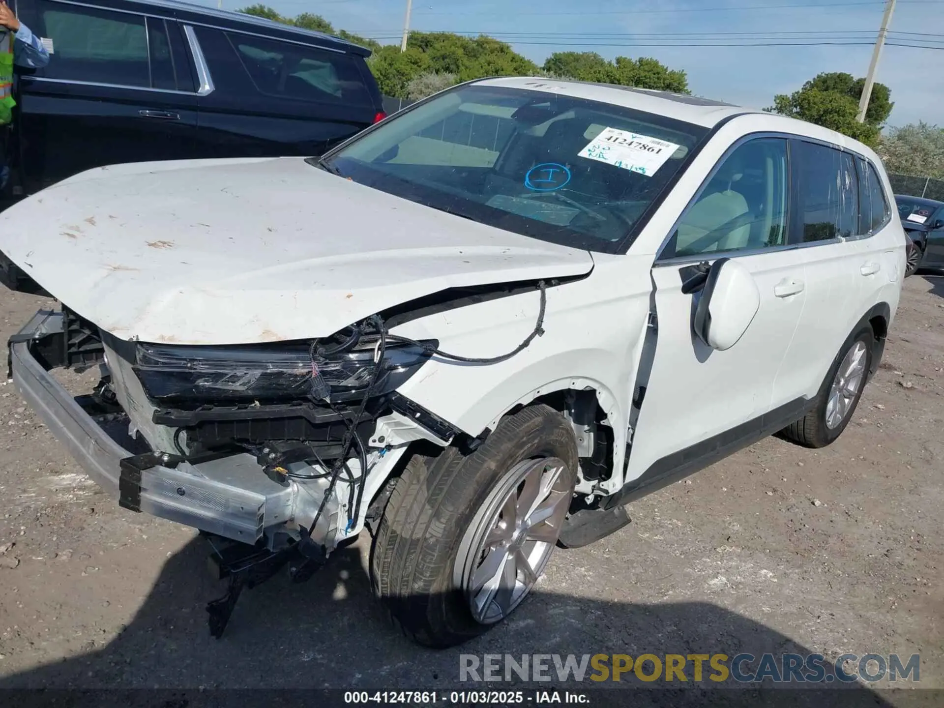 2 Photograph of a damaged car 2HKRS3H74SH311389 HONDA CR-V 2025