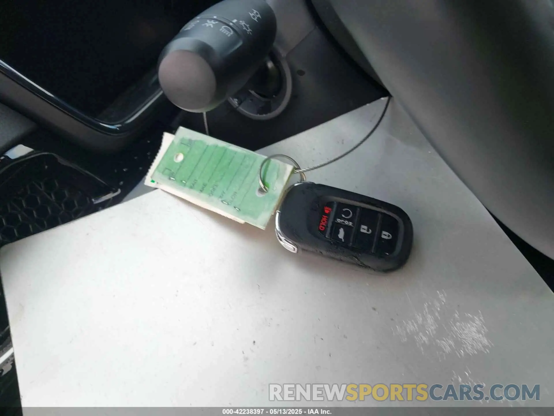 11 Photograph of a damaged car 2HKRS3H78SH312965 HONDA CR-V 2025