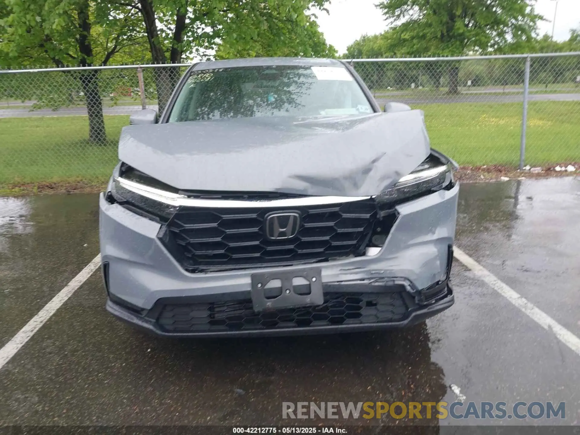12 Фотография поврежденного автомобиля 2HKRS4H21SH402081 HONDA CR-V 2025