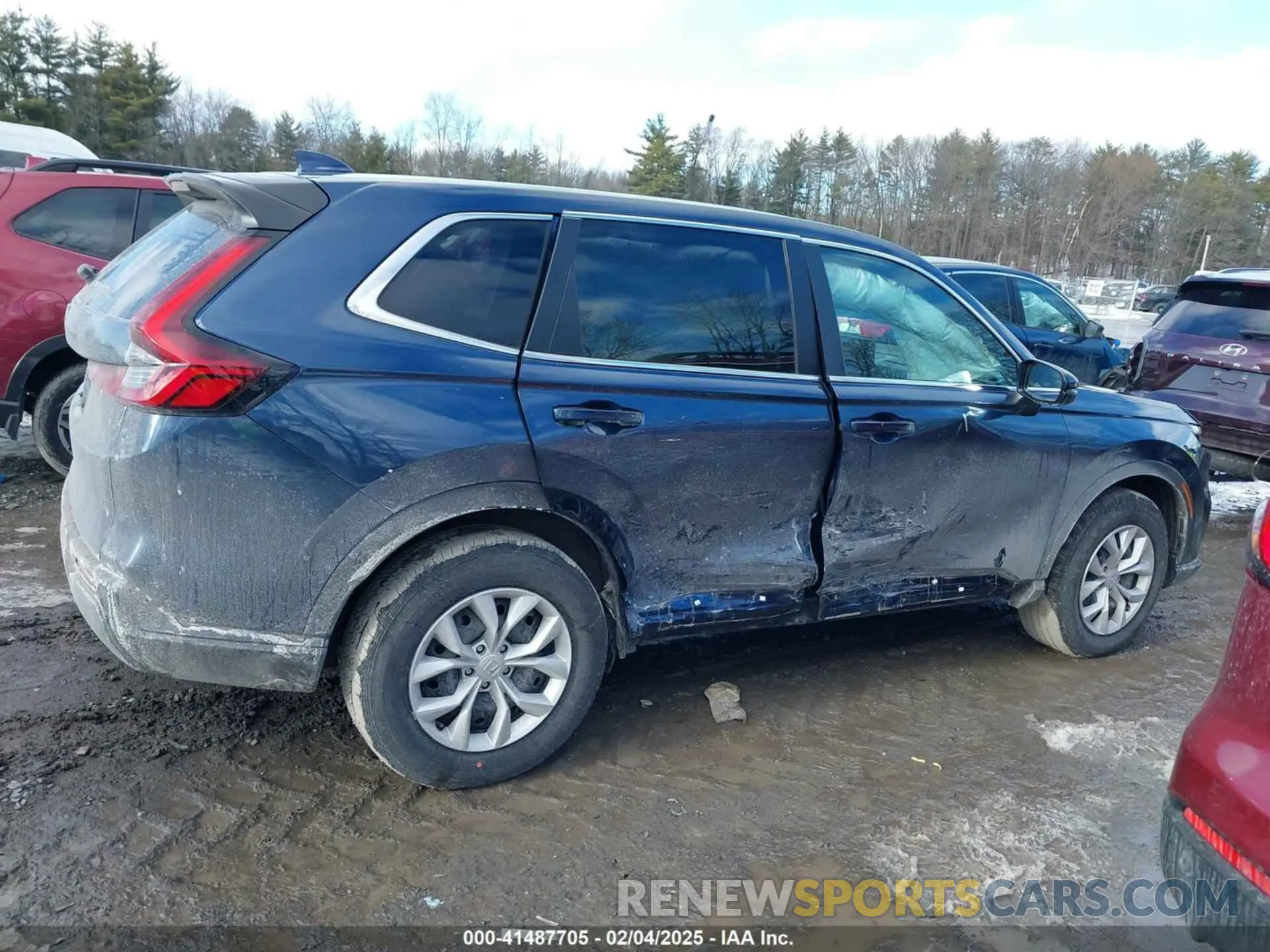 13 Фотография поврежденного автомобиля 2HKRS4H24SH410952 HONDA CR-V 2025