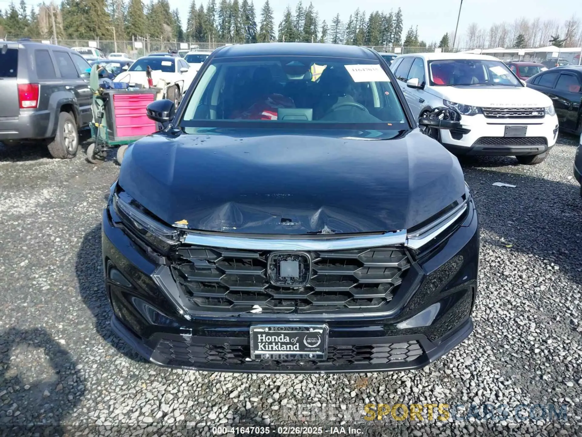 13 Photograph of a damaged car 2HKRS4H28SH416091 HONDA CR-V 2025