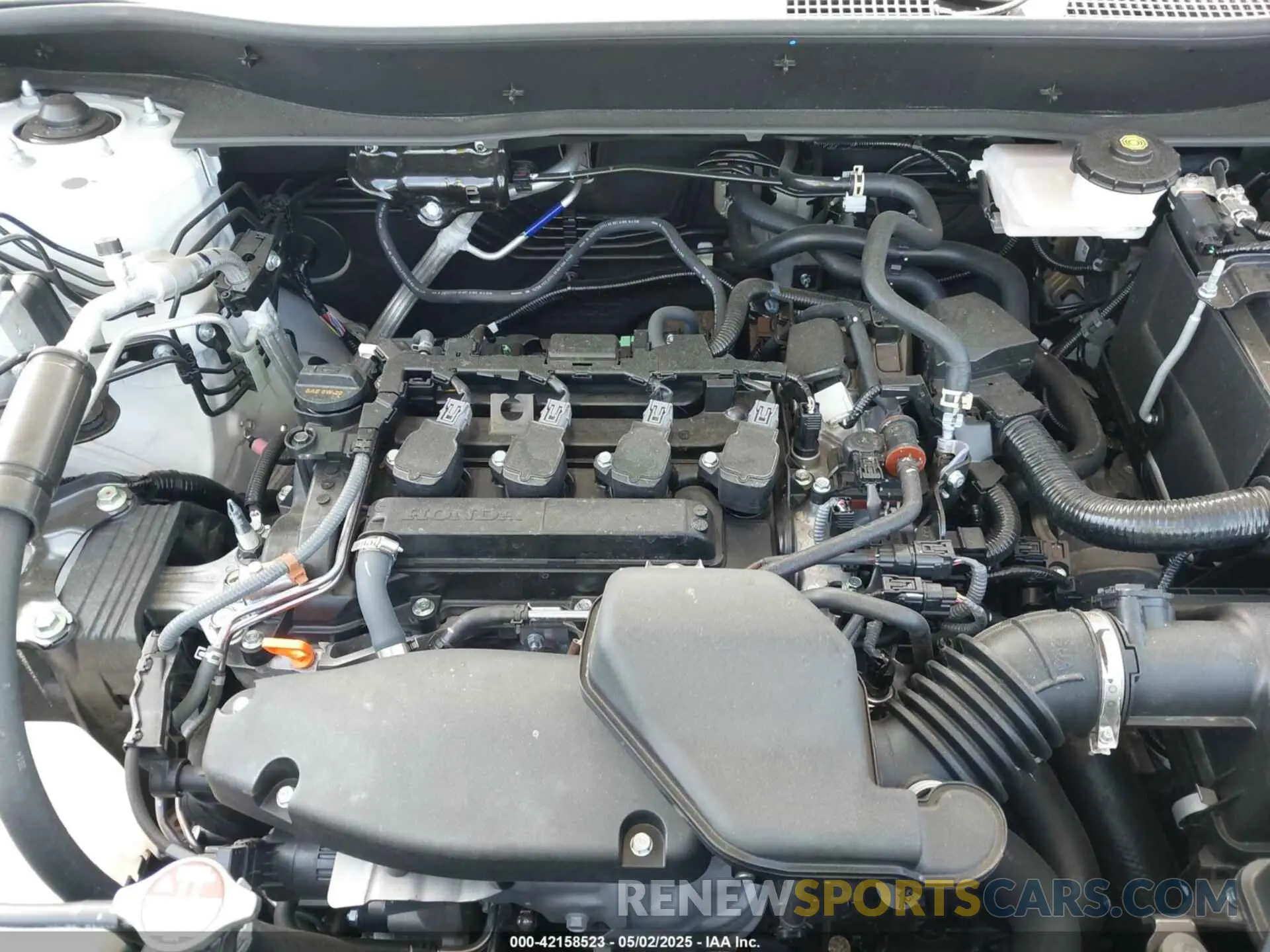10 Photograph of a damaged car 2HKRS4H40SH468140 HONDA CR-V 2025