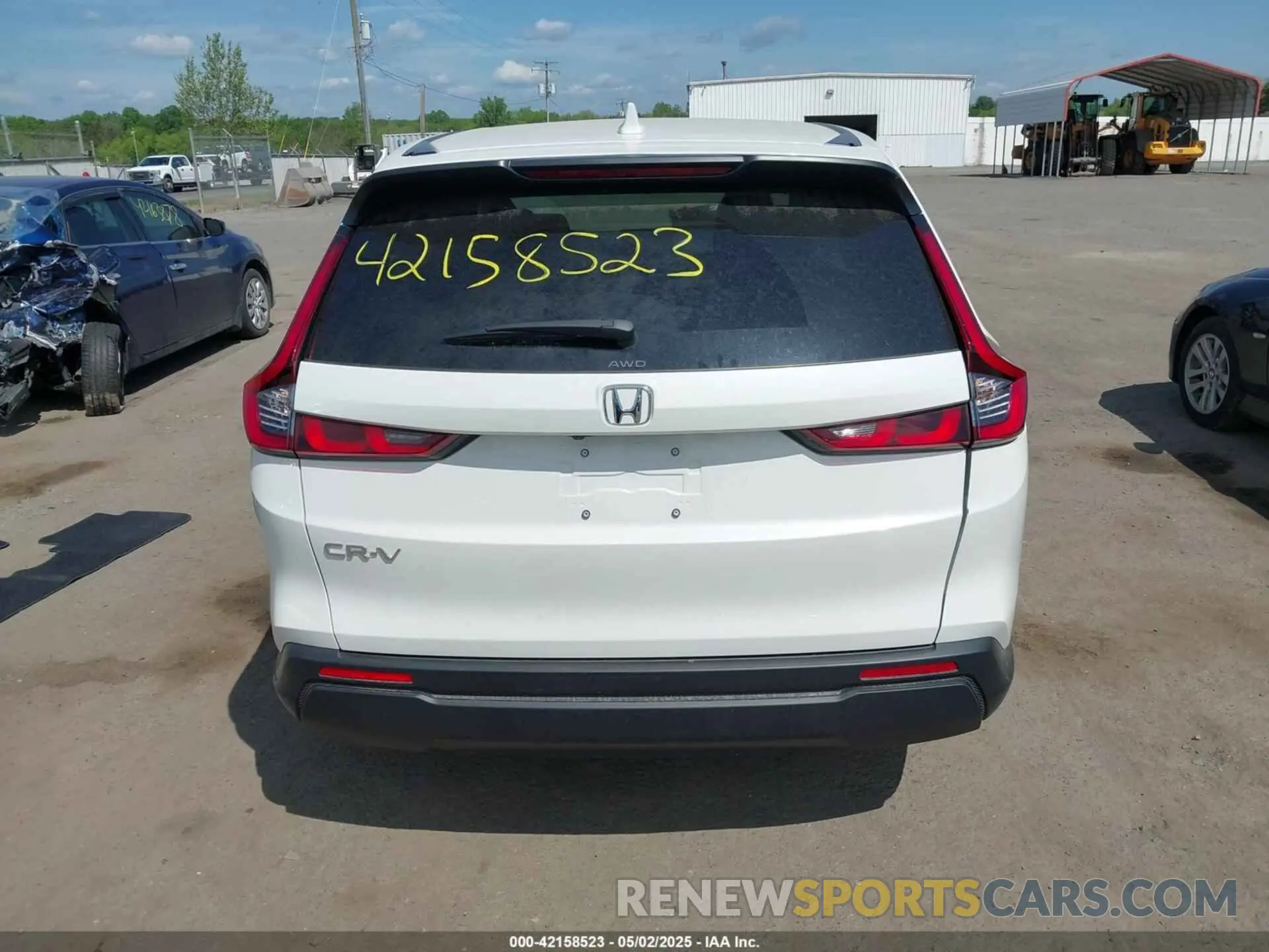 16 Photograph of a damaged car 2HKRS4H40SH468140 HONDA CR-V 2025