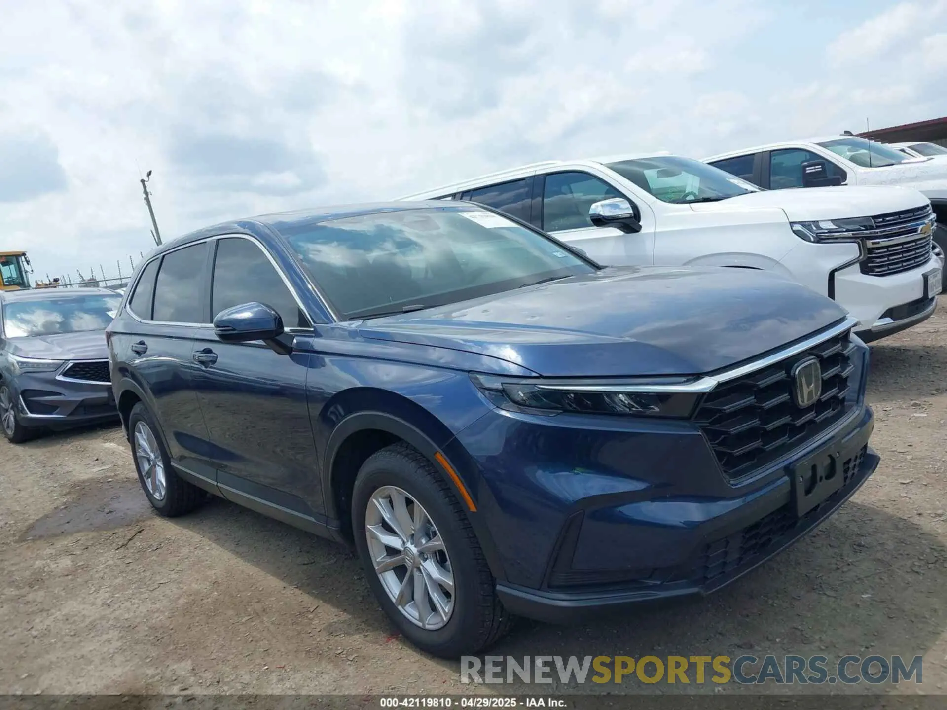 13 Photograph of a damaged car 2HKRS4H47SH446989 HONDA CR-V 2025