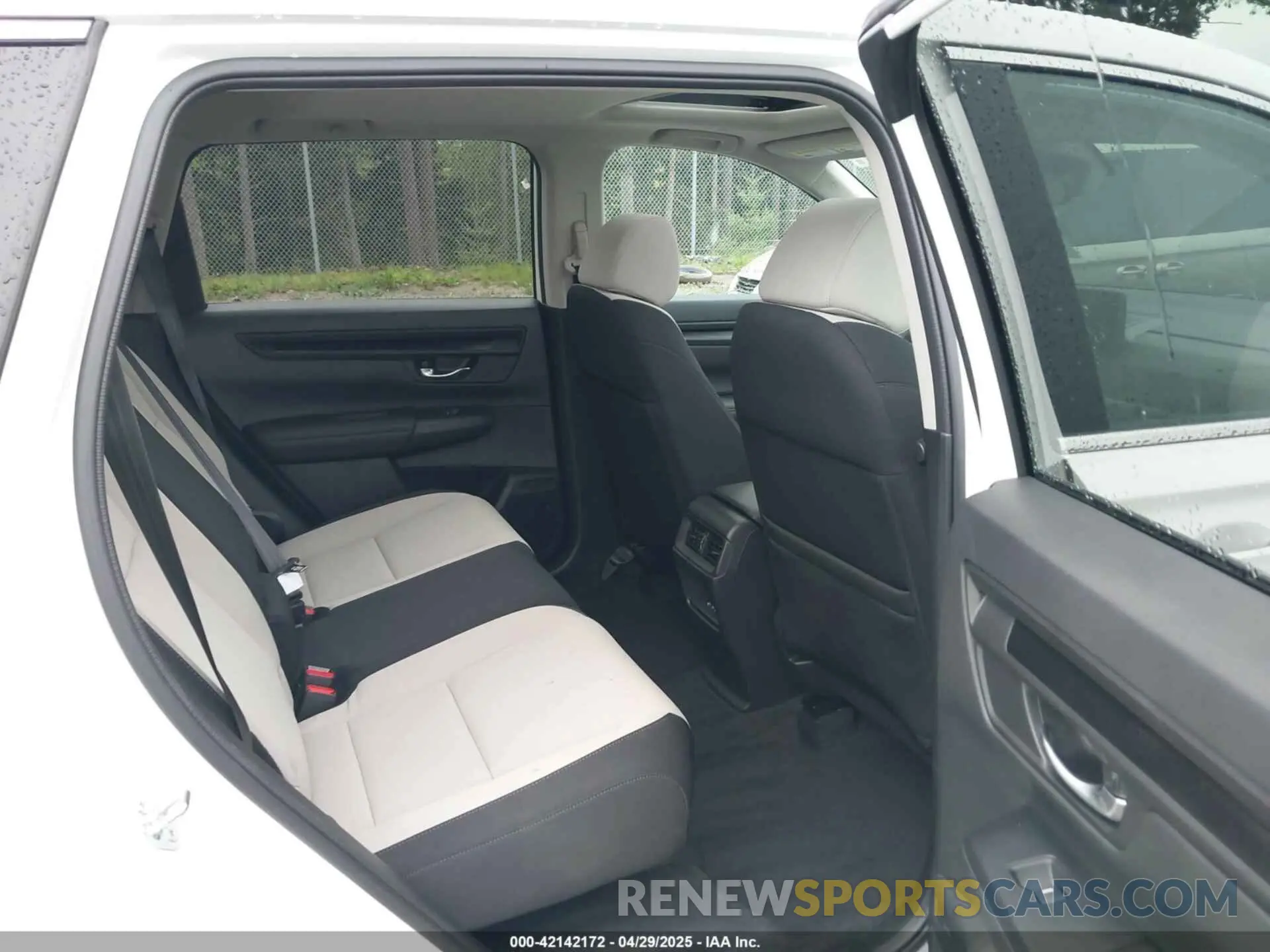 8 Фотография поврежденного автомобиля 2HKRS4H4XSH437266 HONDA CR-V 2025