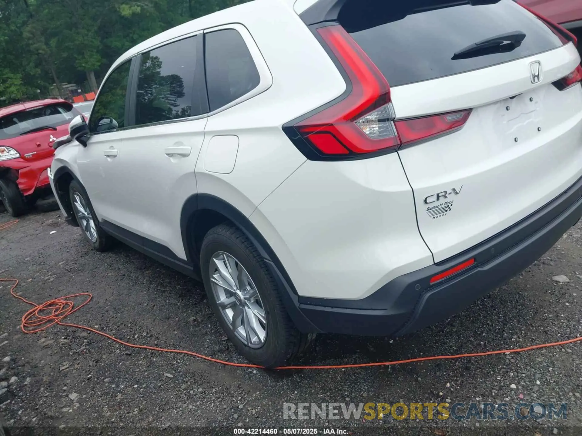 3 Photograph of a damaged car 2HKRS4H71SH430152 HONDA CR-V 2025