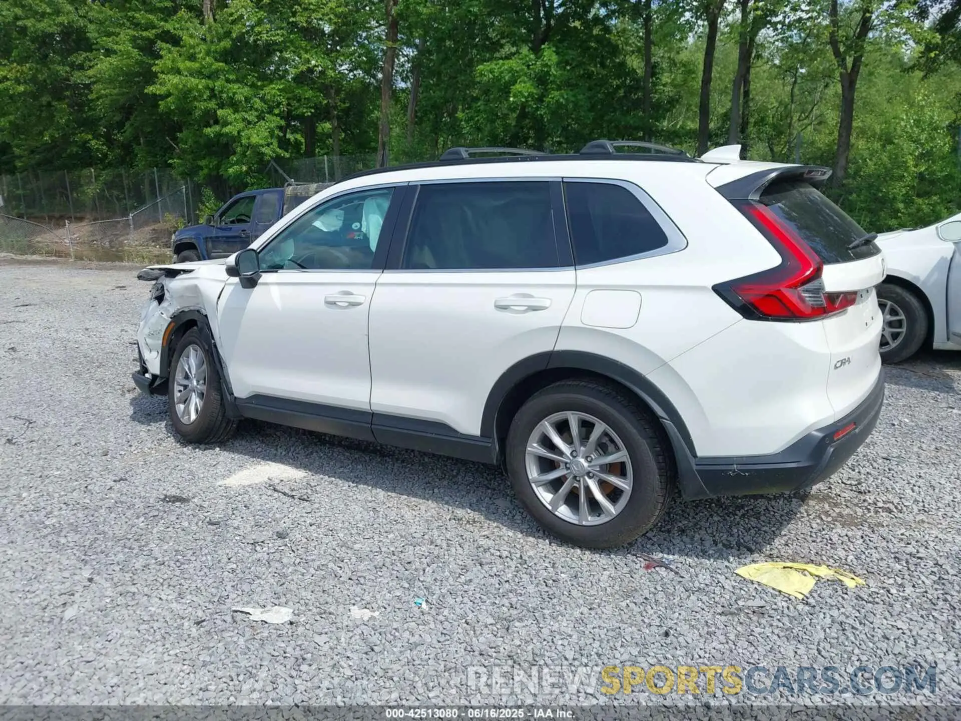 3 Photograph of a damaged car 2HKRS4H75SH459198 HONDA CR-V 2025