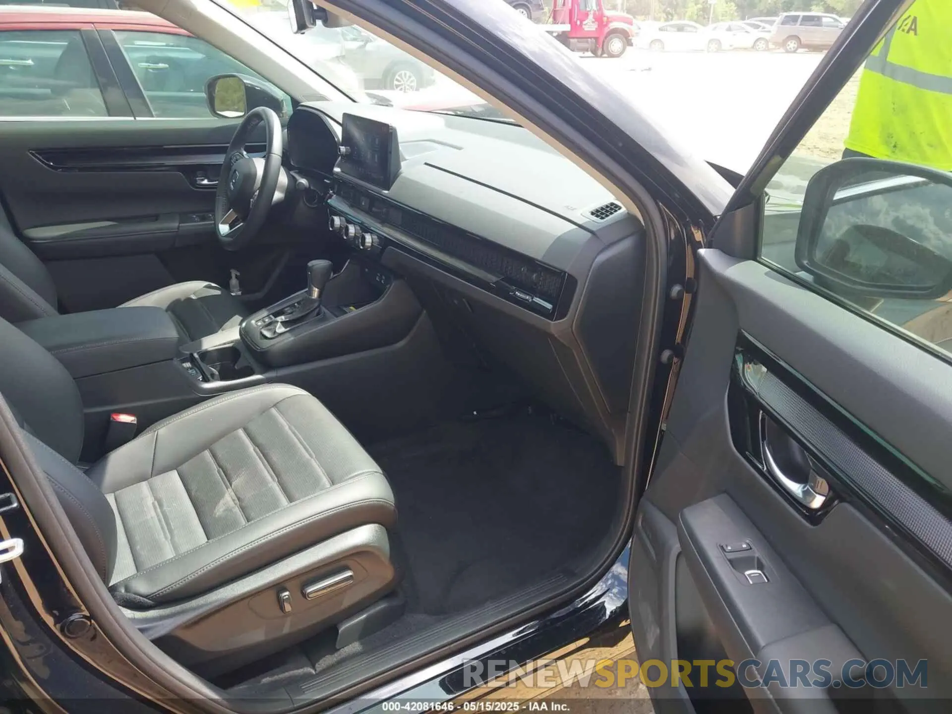 5 Фотография поврежденного автомобиля 2HKRS4H76SH404744 HONDA CR-V 2025