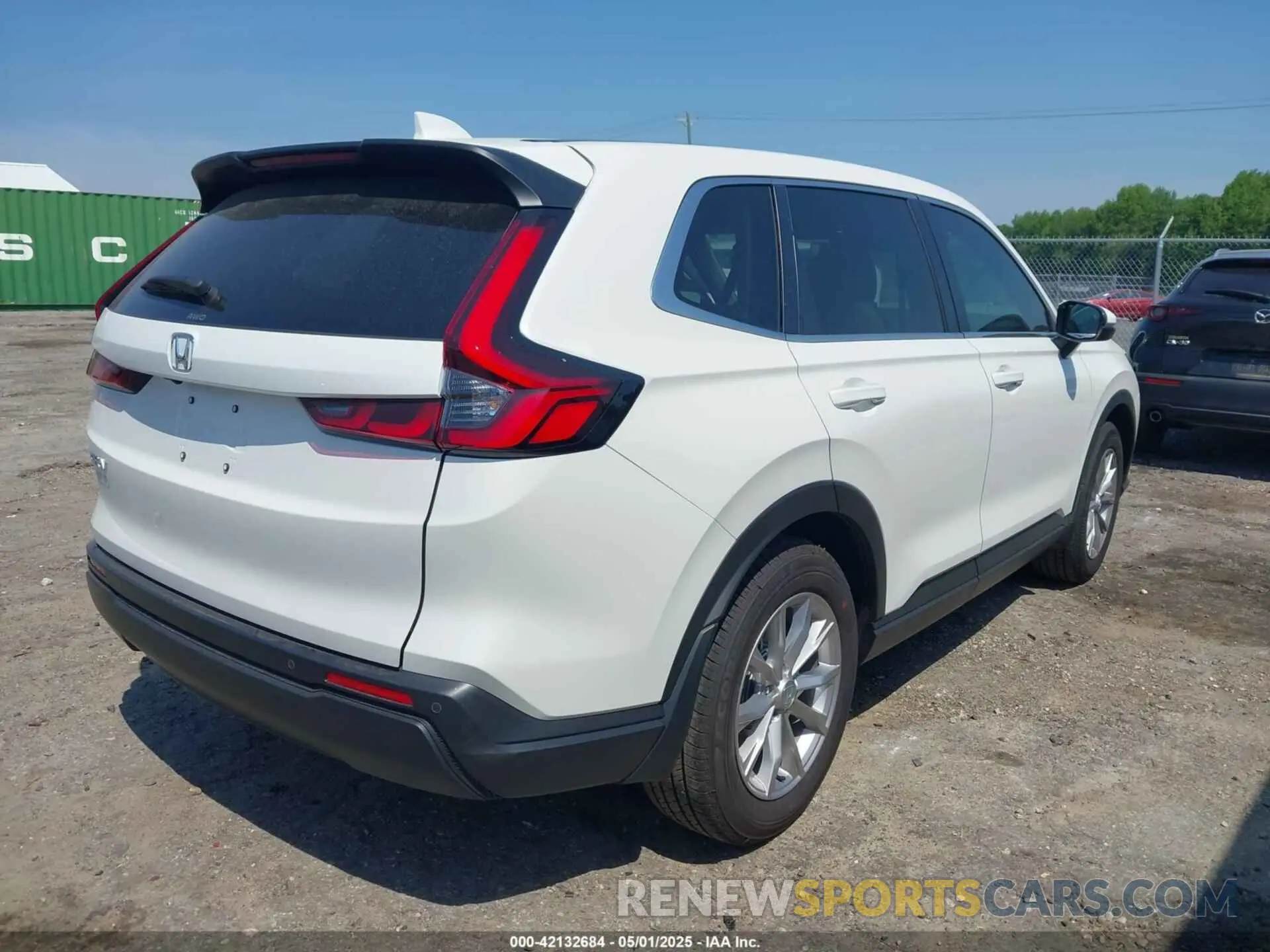 4 Photograph of a damaged car 2HKRS4H78SH477789 HONDA CR-V 2025