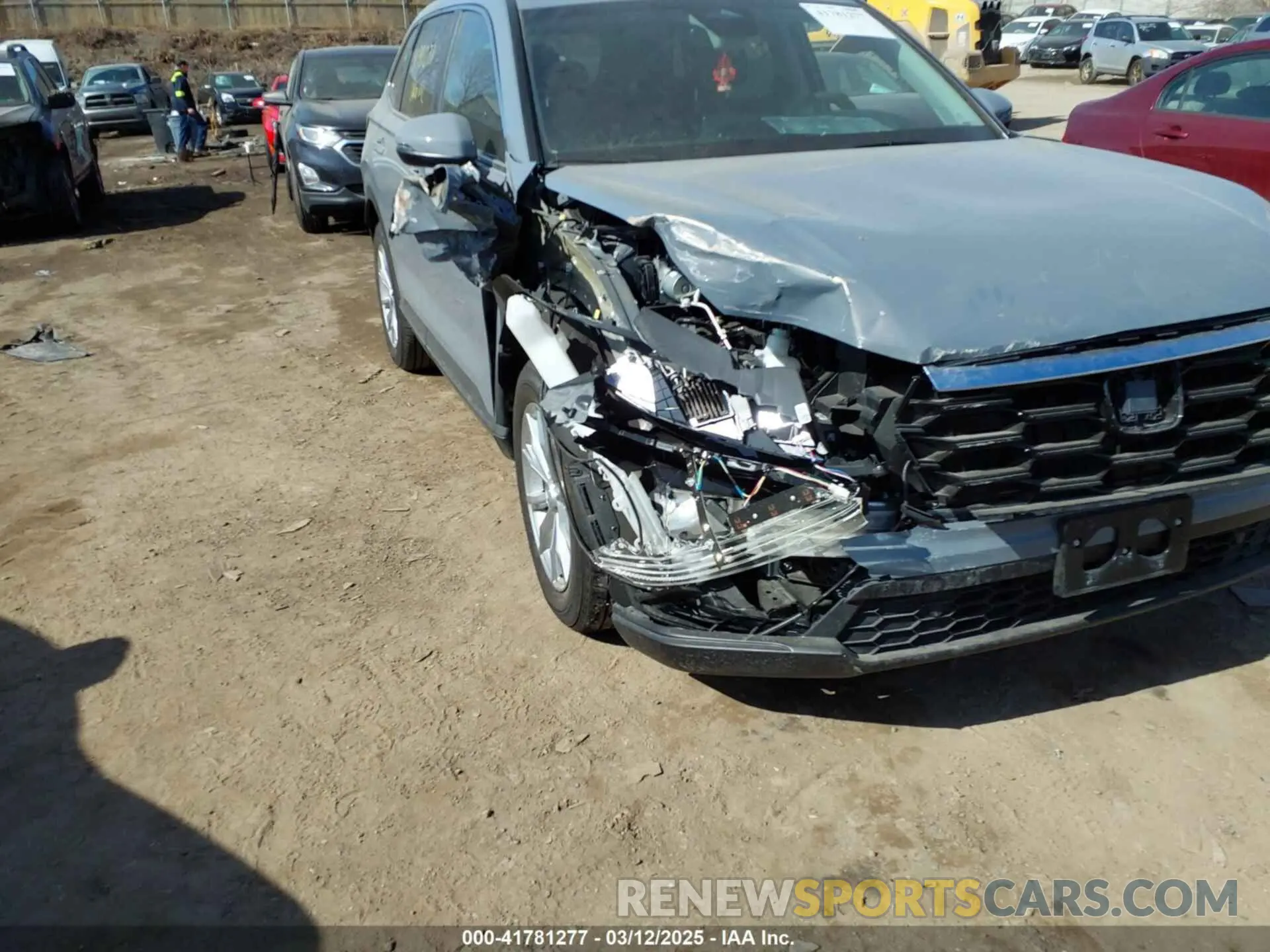 6 Photograph of a damaged car 2HKRS4H79SH429671 HONDA CR-V 2025