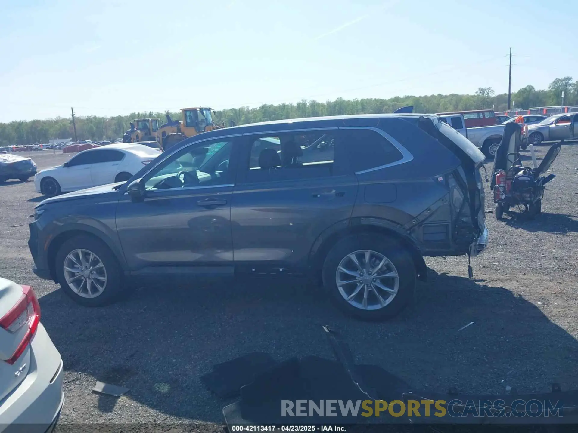 15 Photograph of a damaged car 2HKRS4H79SH431503 HONDA CR-V 2025